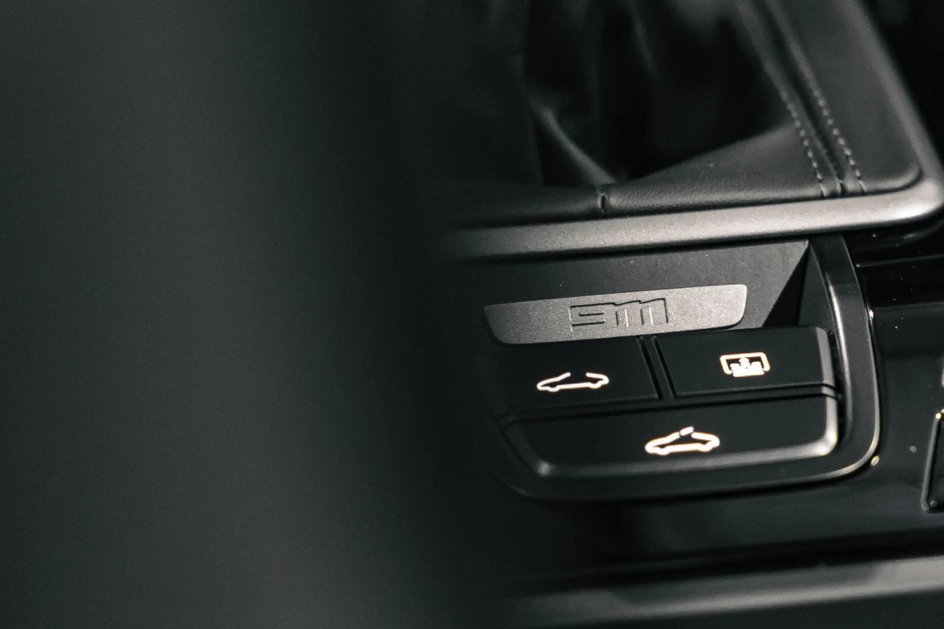 mph035_1989552165_bg_6dd4b10d50