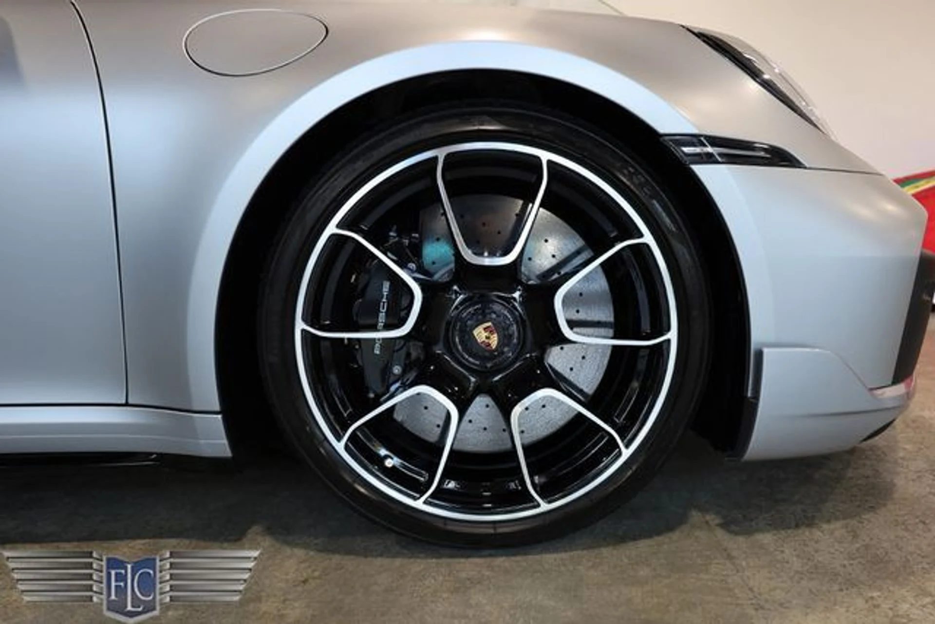 mph035_1989738425_used_2025_porsche_911_turboscabriolet_9689_23063481_40_640_23f99d6b97