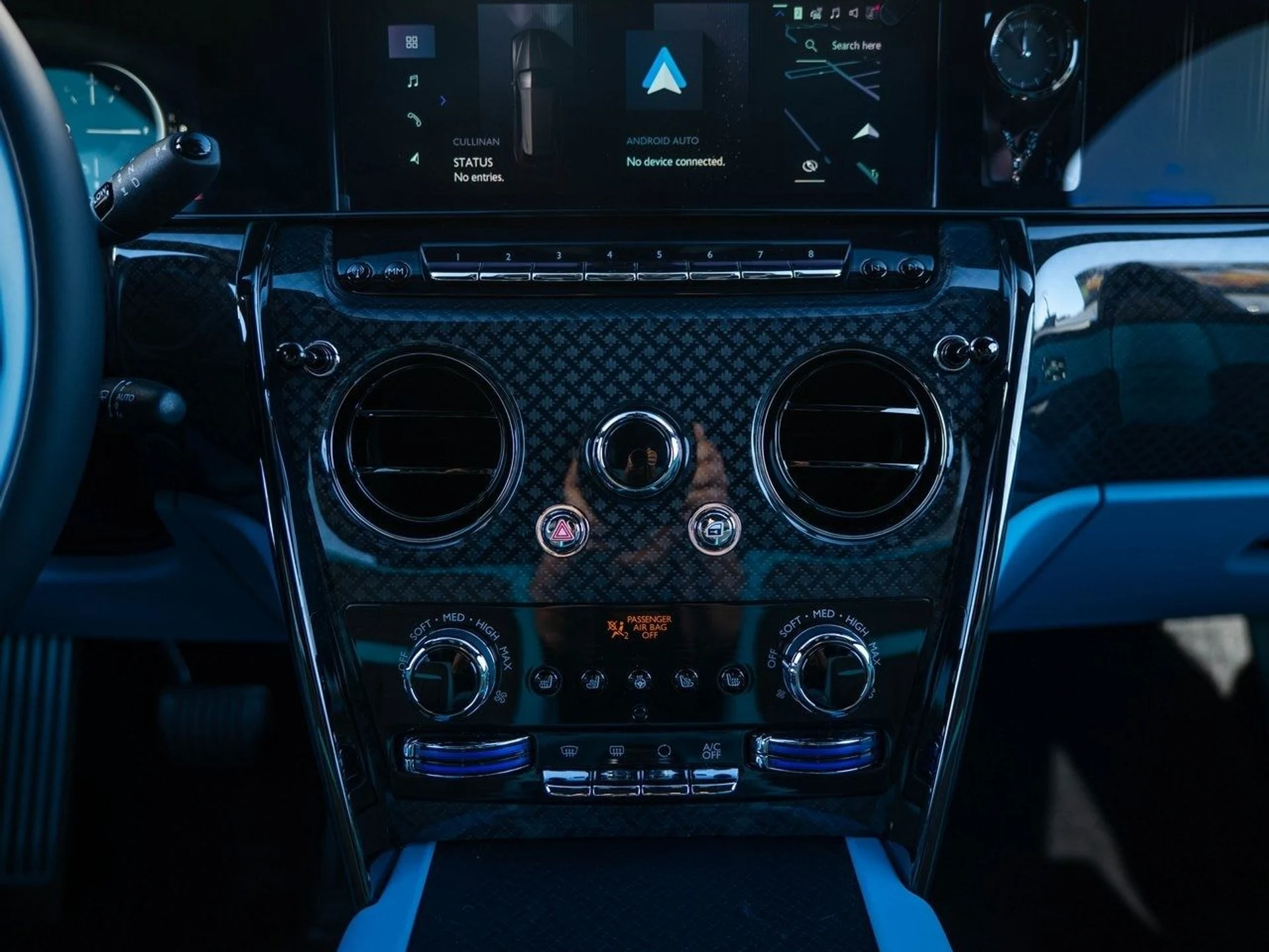 mph035_198996431_724b1344b8c89ef7a8b7f9e718e951c6x_4b3e772202