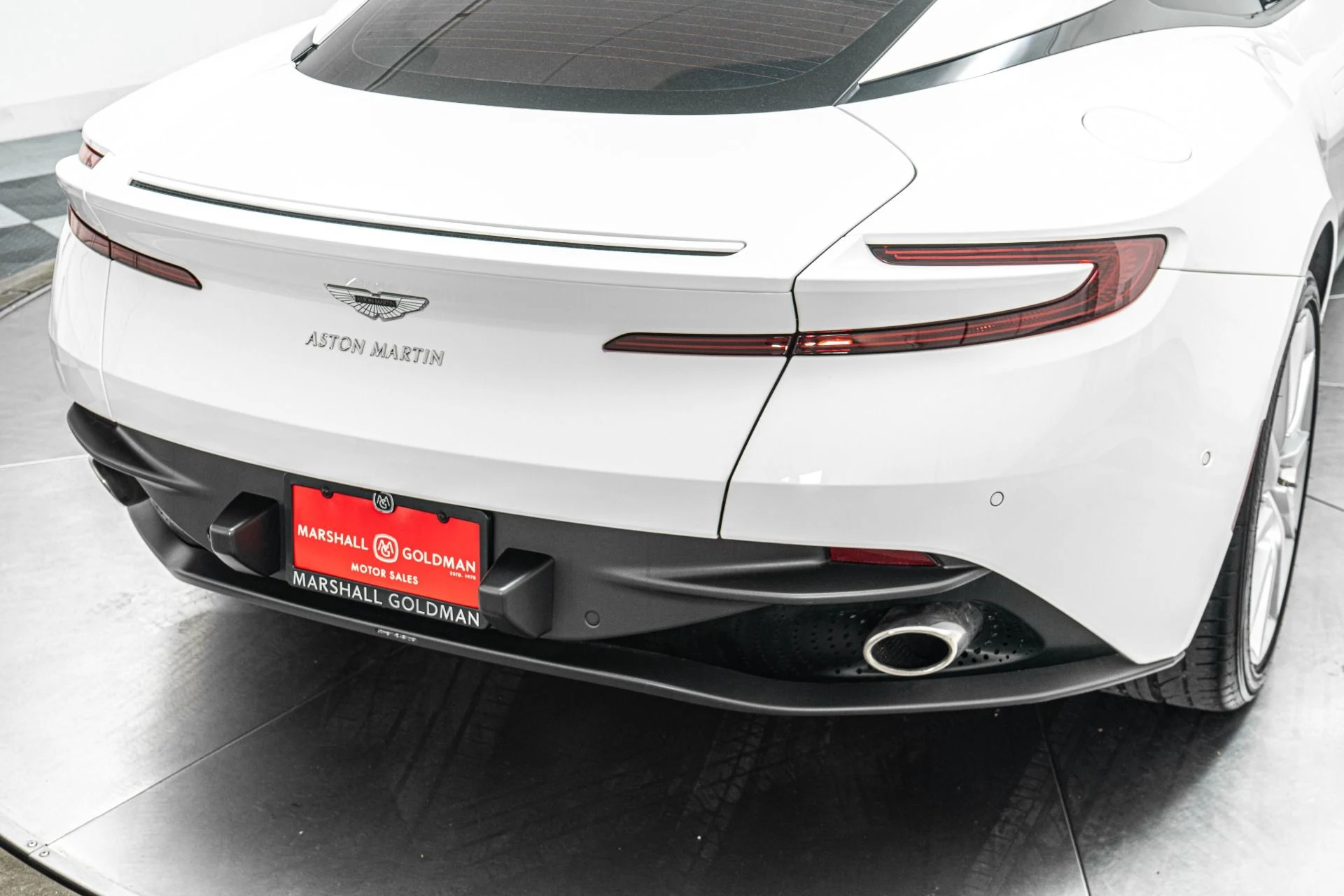 mph035_1997265394_Used_2018_Aston_Martin_DB_11_V8_Very_Low_Miles_Comfort_Pack_Bright_Finish_Pack_1779207393_ed9124d2e1