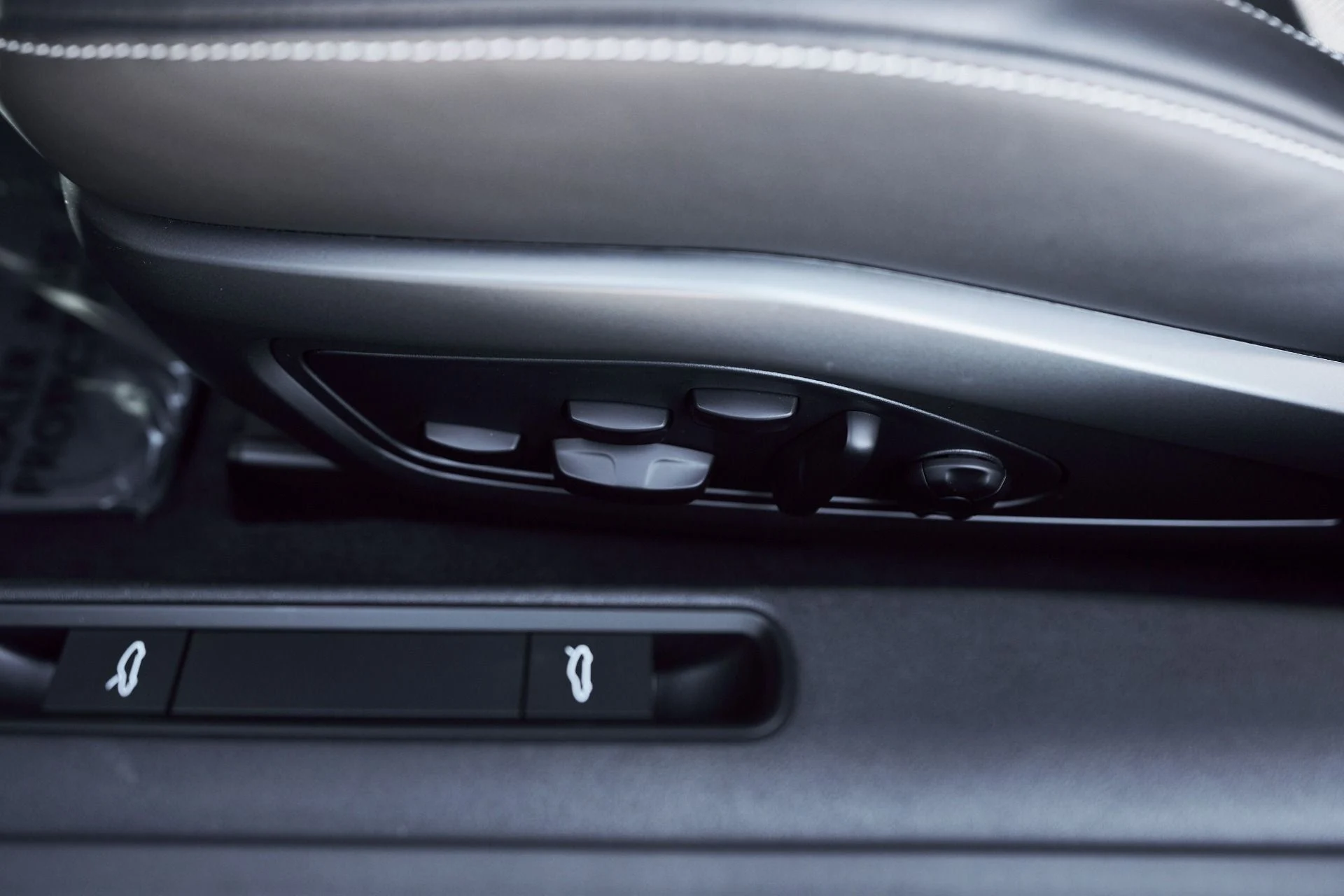 mph035_1998090184_Used_2021_Porsche_911_Turbo_S_1765592979_7562b06014