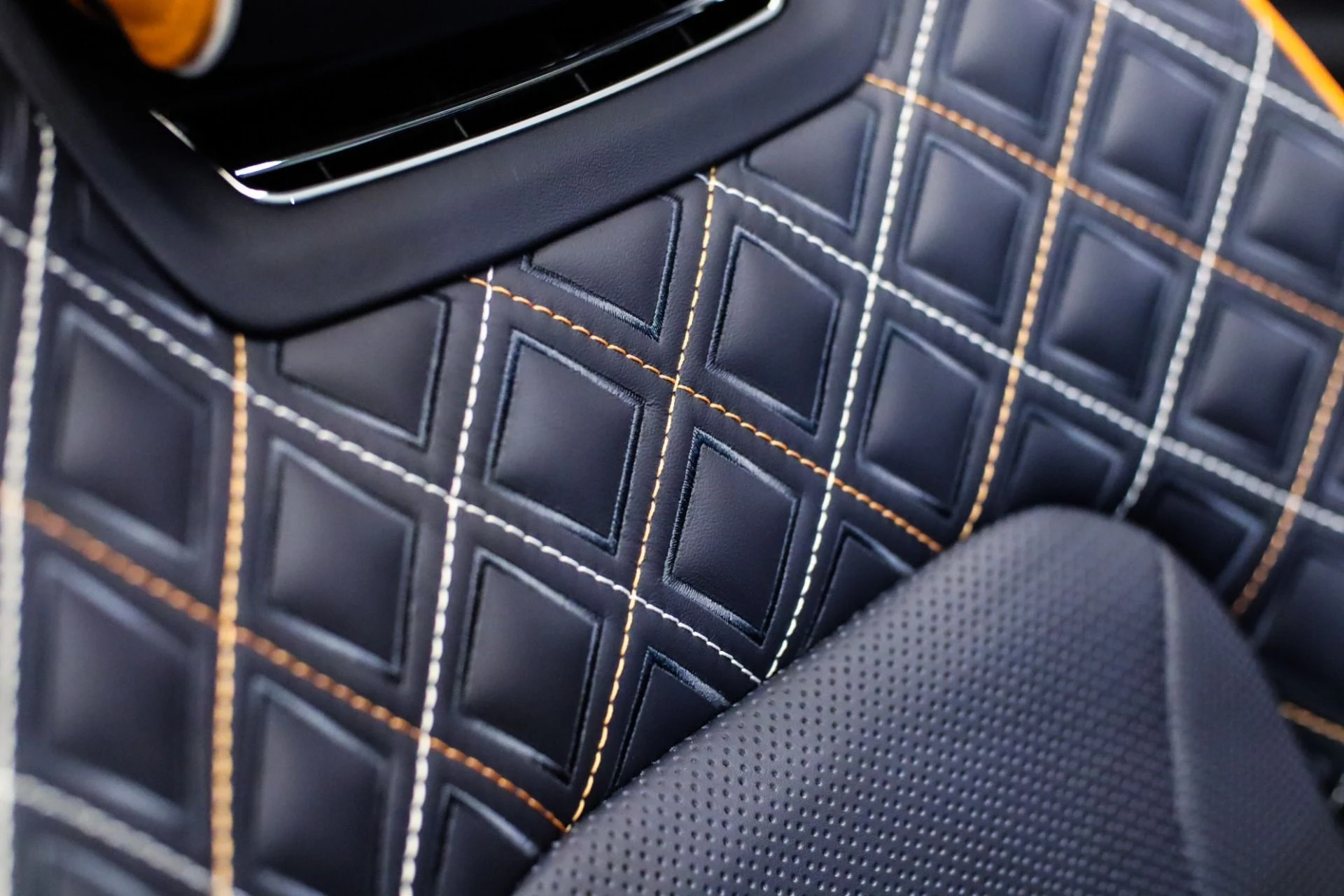 mph035_2008066920_Used_2024_Bentley_Continental_GTC_Speed_1744369762_6124873cd1