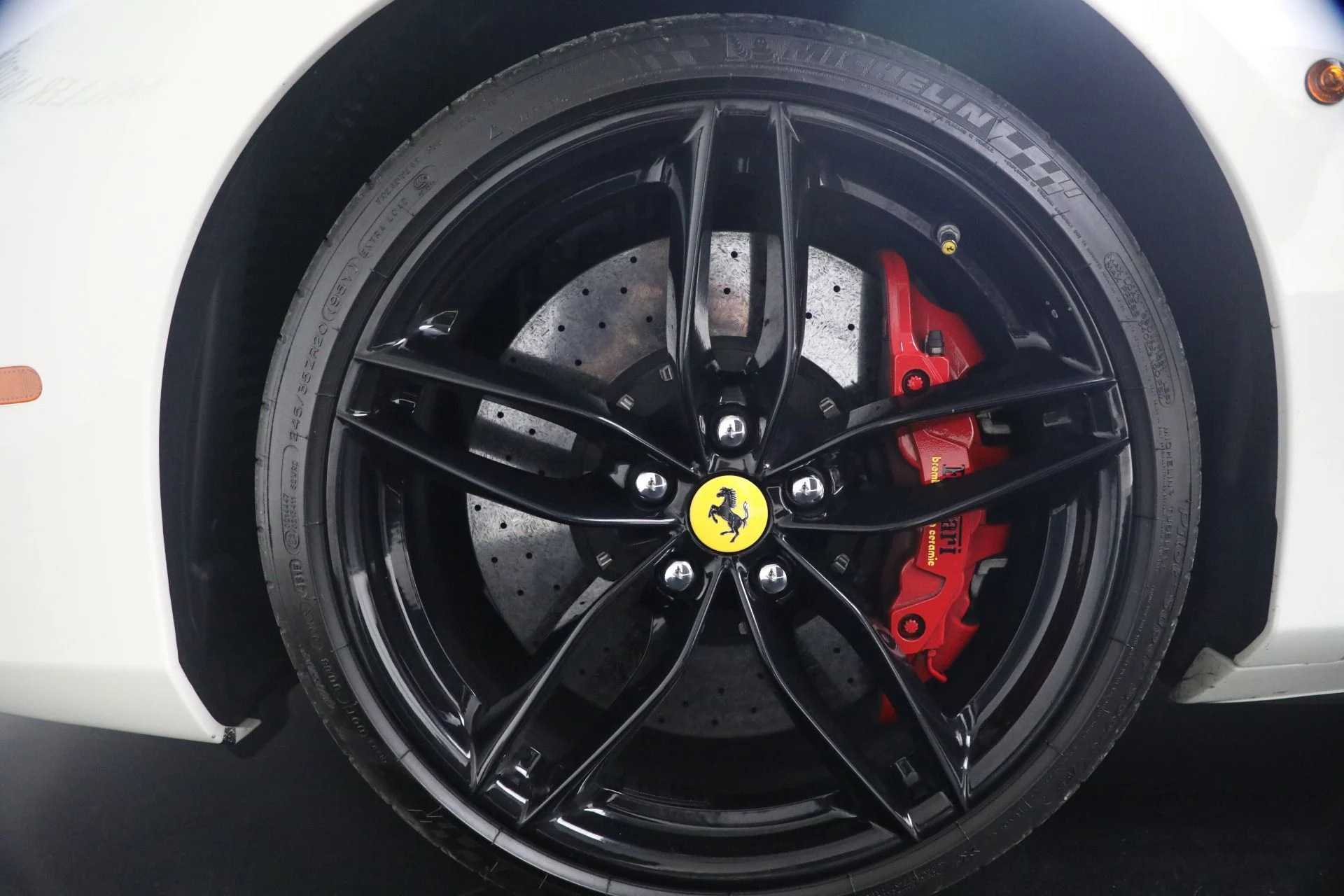 mph035_2008787108_Used_2016_Ferrari_488_Spider_1789756866_f15c61640a