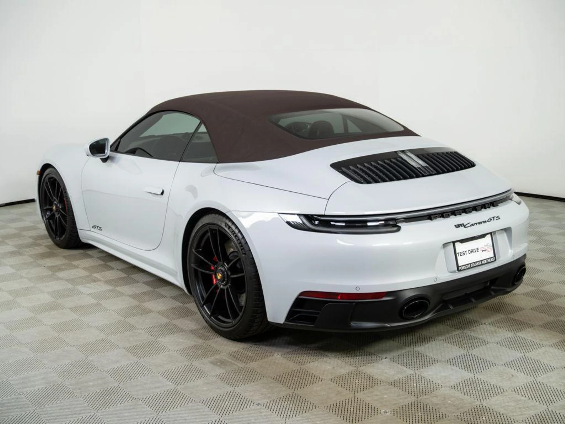 mph035_2034248997_ey_DQ_Tc2as77_H3_Dr_T3dc_R_Bh_Uo_M_65460ff412