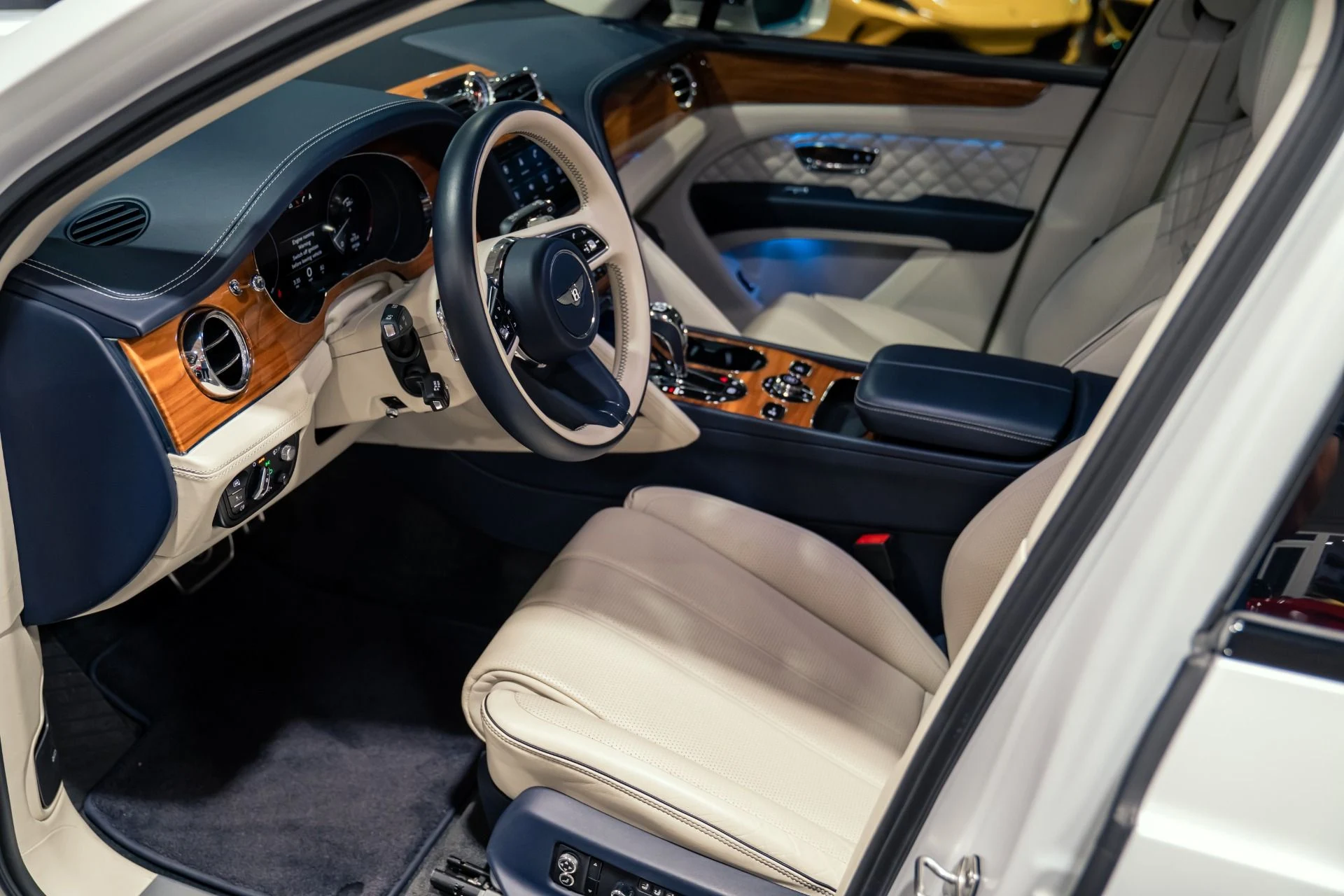 mph035_2044729338_Used_2021_Bentley_Bentayga_V8_First_Edition_MASSIVE_MSRP_Full_Mansory_Kit_1788191906_524a5ebb2c