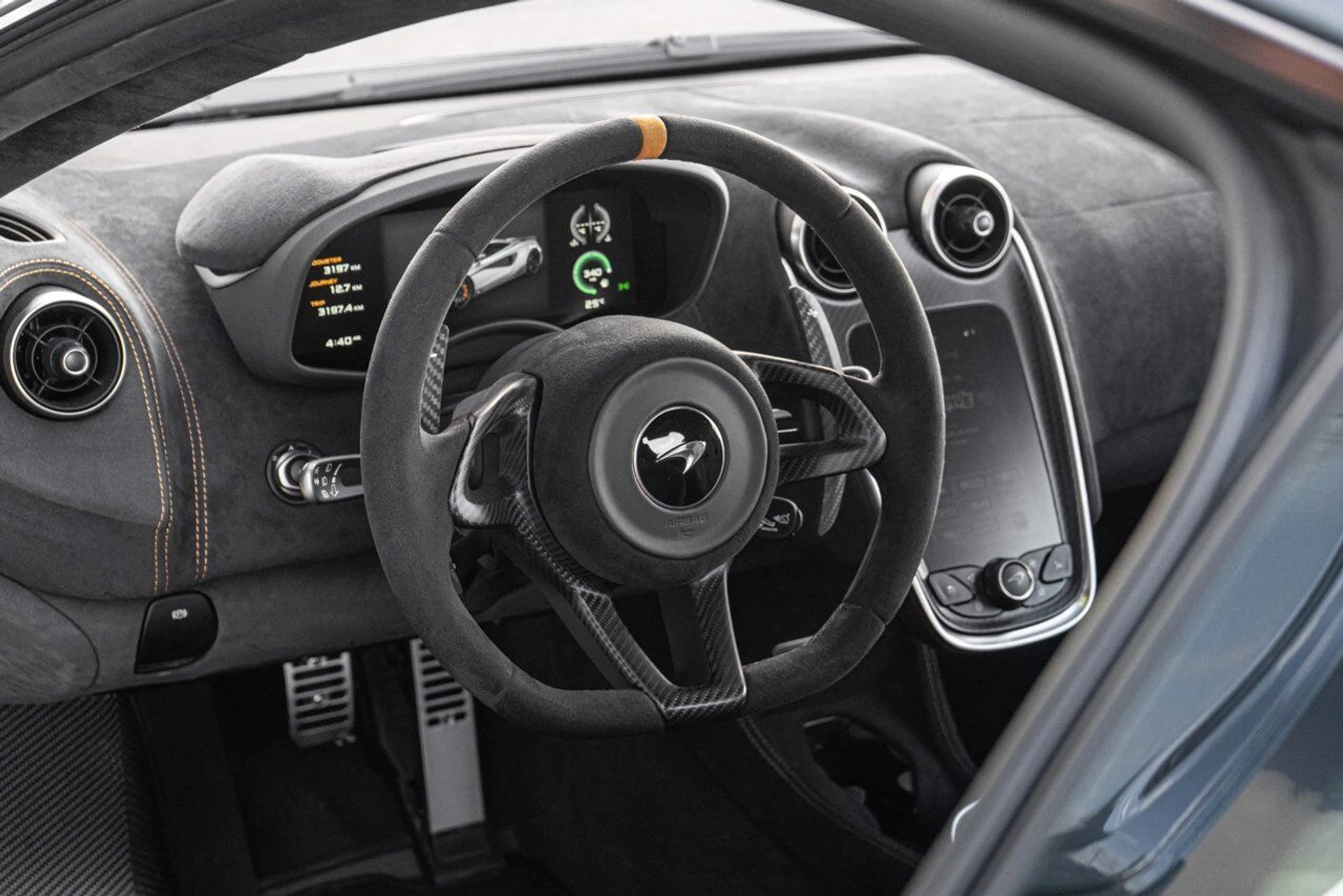 mph035_2045205785_mclaren_600lt_2019_d3bb9a891a