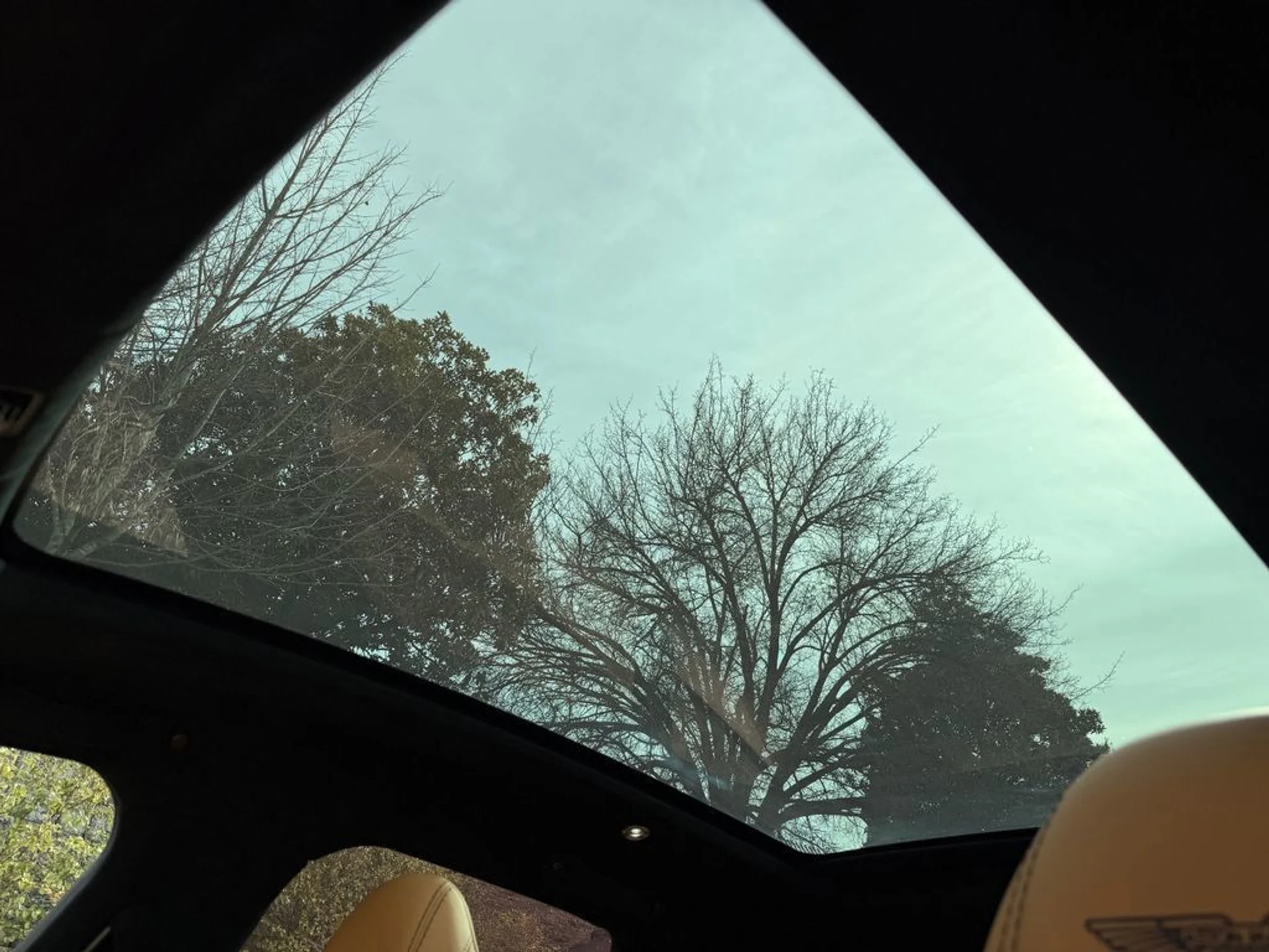 mph035_2047995368_0ef56dbc404f49de86832bad565024c6_0f70229821