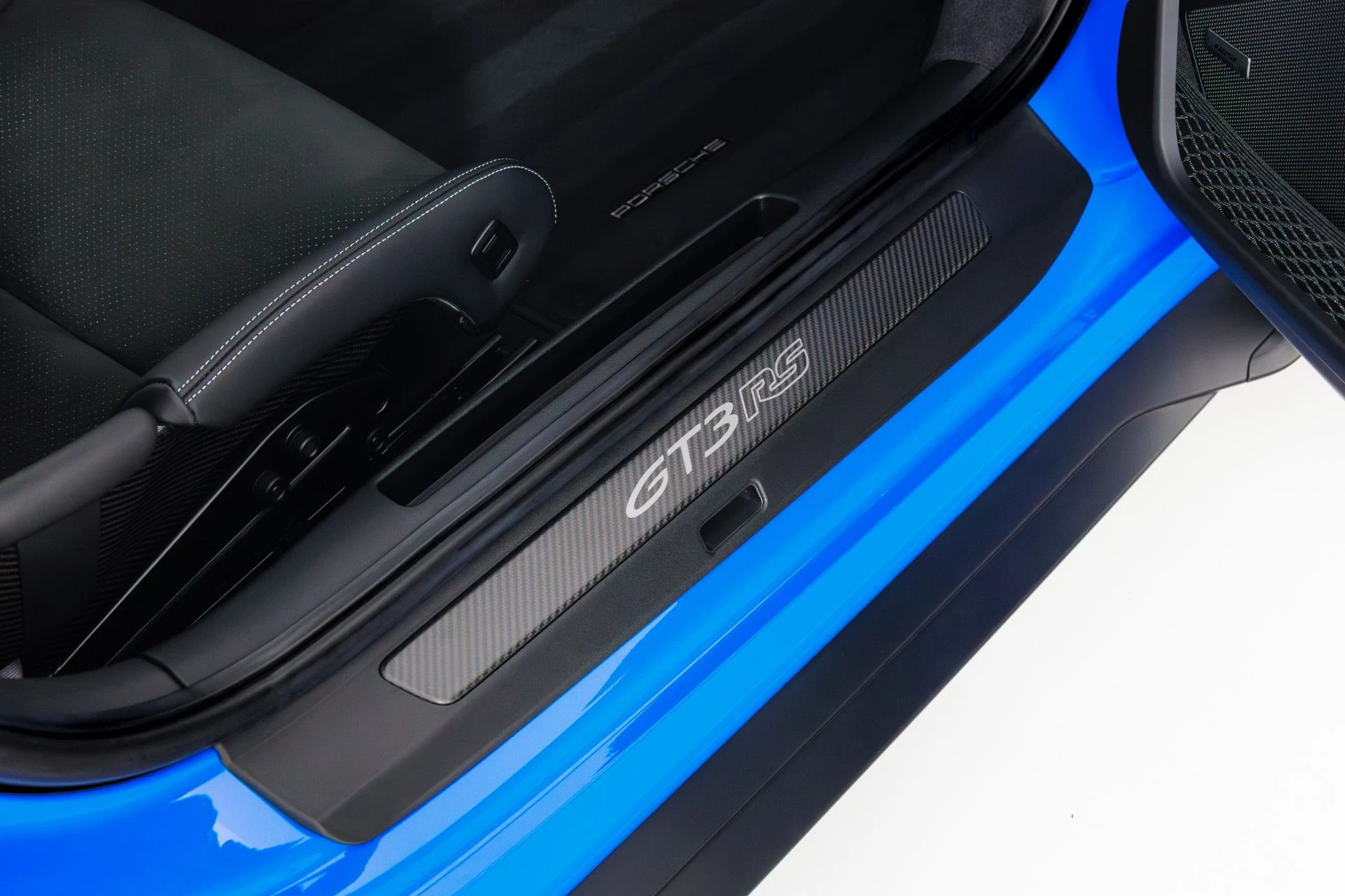 mph035_2050772907_Used_2024_Porsche_911_GT_3_RS_1771372585_d246334832