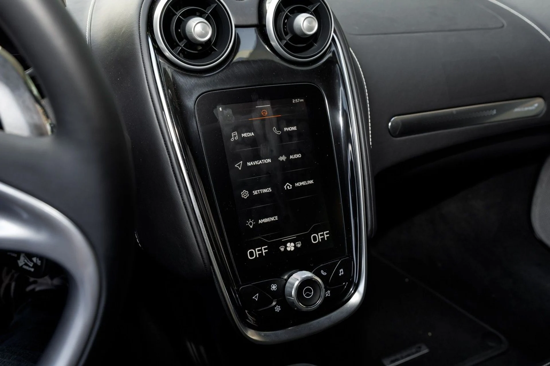 mph035_2052668755_462_p36_l_5dff086aa2