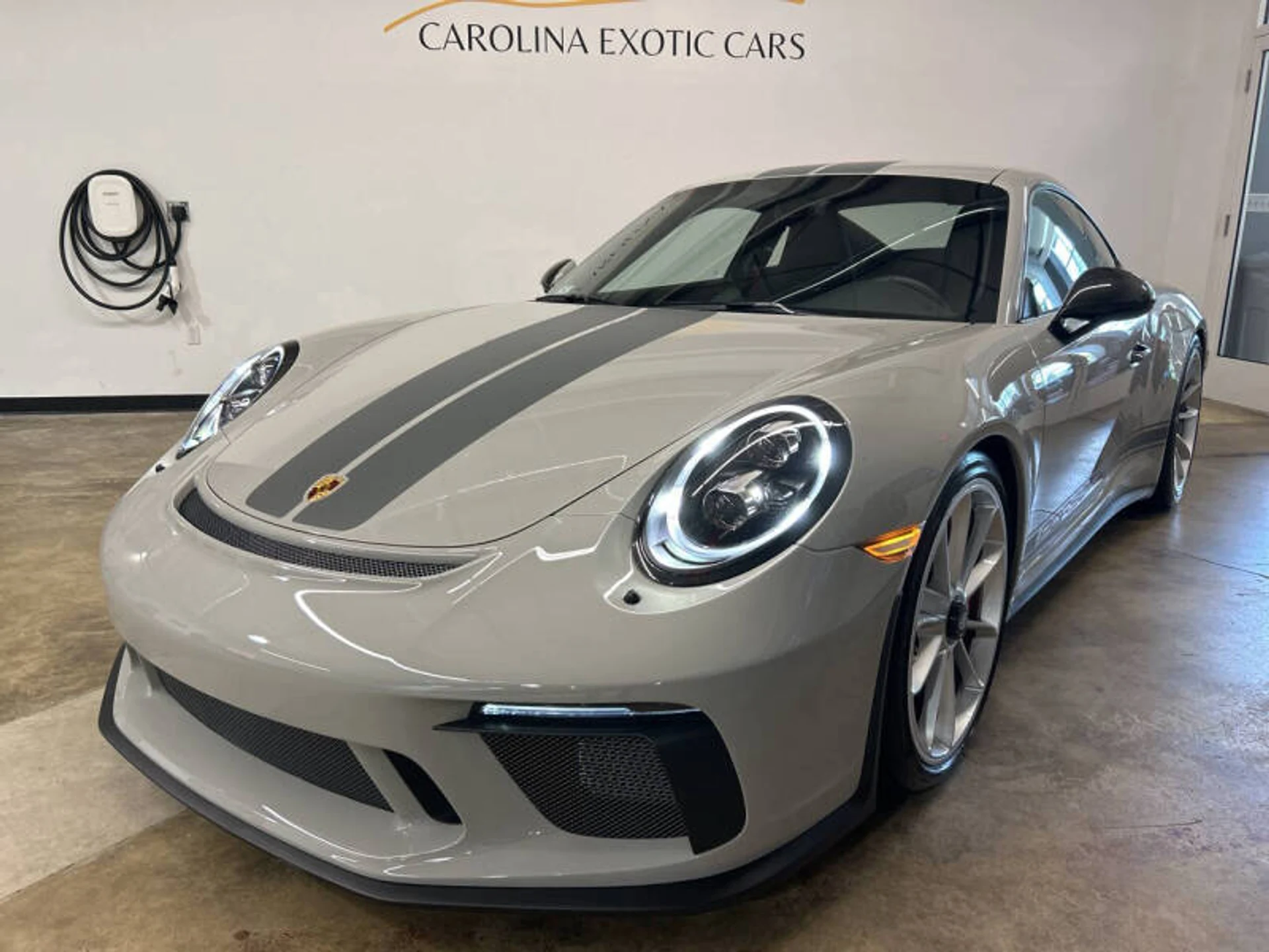 mph035_2059355255_2018_porsche_911_gt3_2dr_coupe_4474f23284