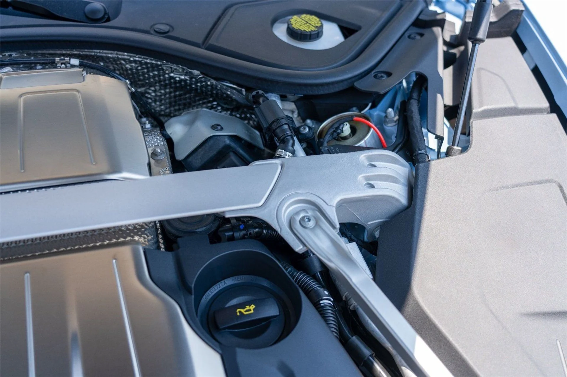 mph035_2061499581_692f5ec7a14e6f69975e8b4fa485b24e_a46c37d608