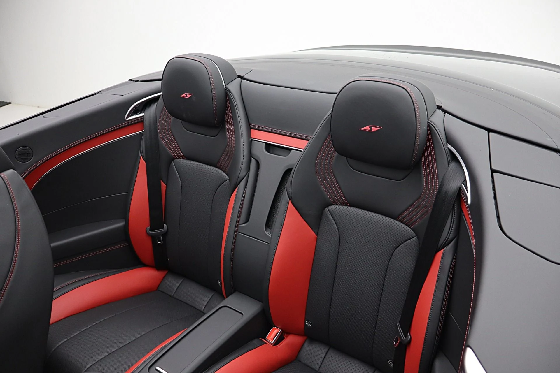 mph035_2063878113_New_2026_Bentley_Continental_b65f252268