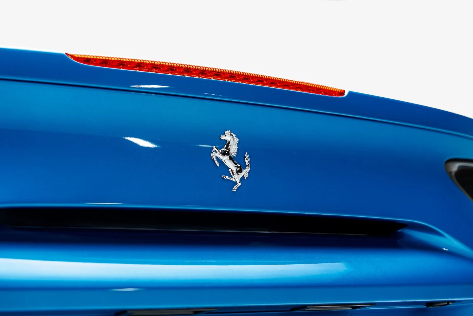 mph035_2064151853_Used_2019_Ferrari_488_Spider_1790896004_e3f67881a8