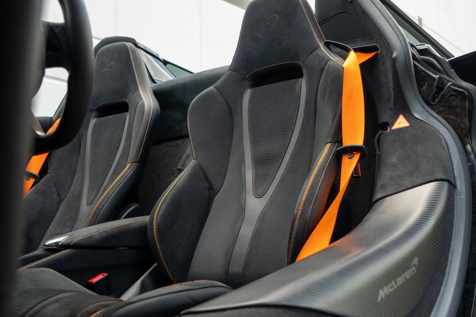 mph035_2072918686_Used_2024_Mc_Laren_750_S_Spider_1755900989_74d1d4c7cd