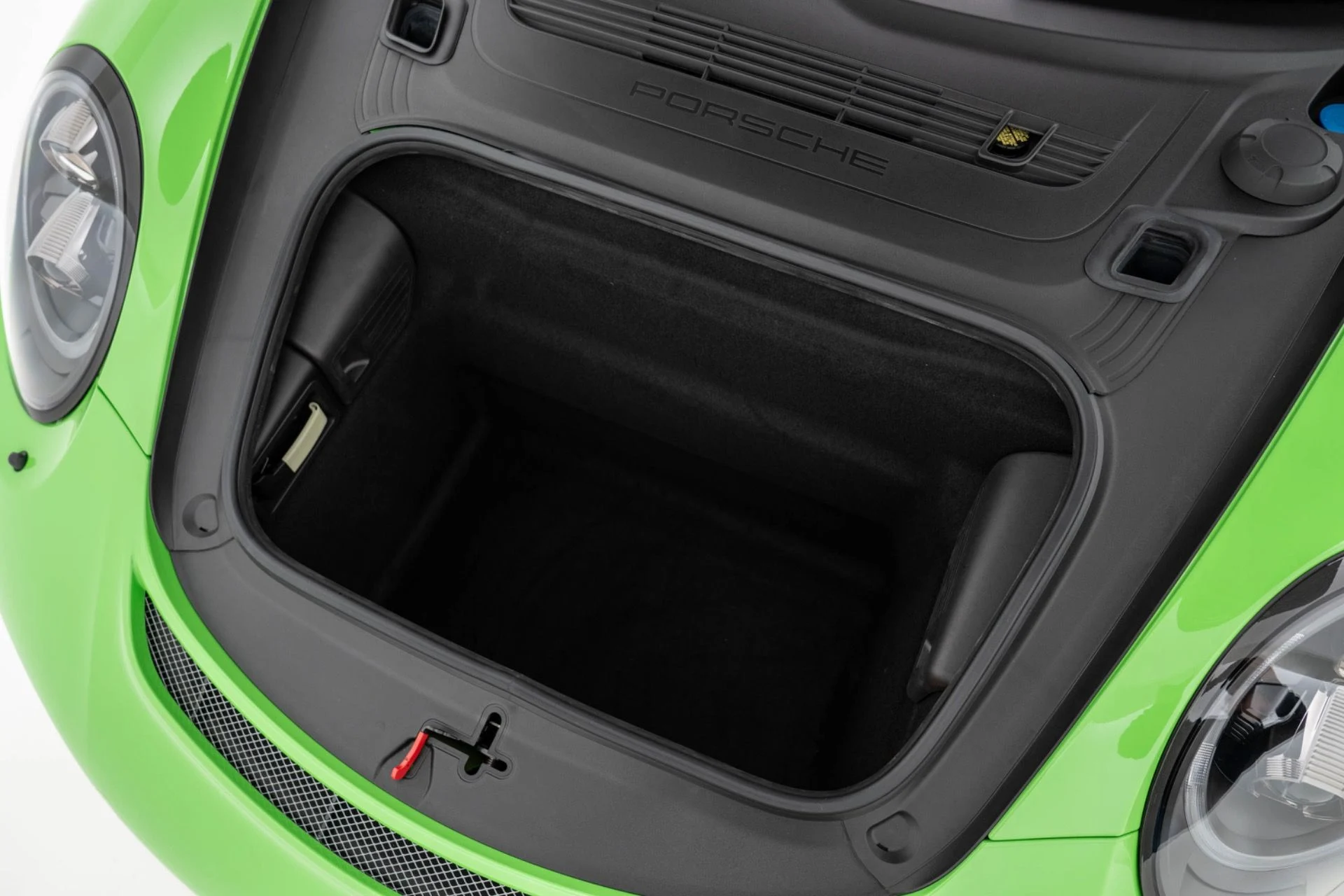 mph035_2077445410_Used_2019_Porsche_911_GT_3_RS_1774471170_4edb7c7955