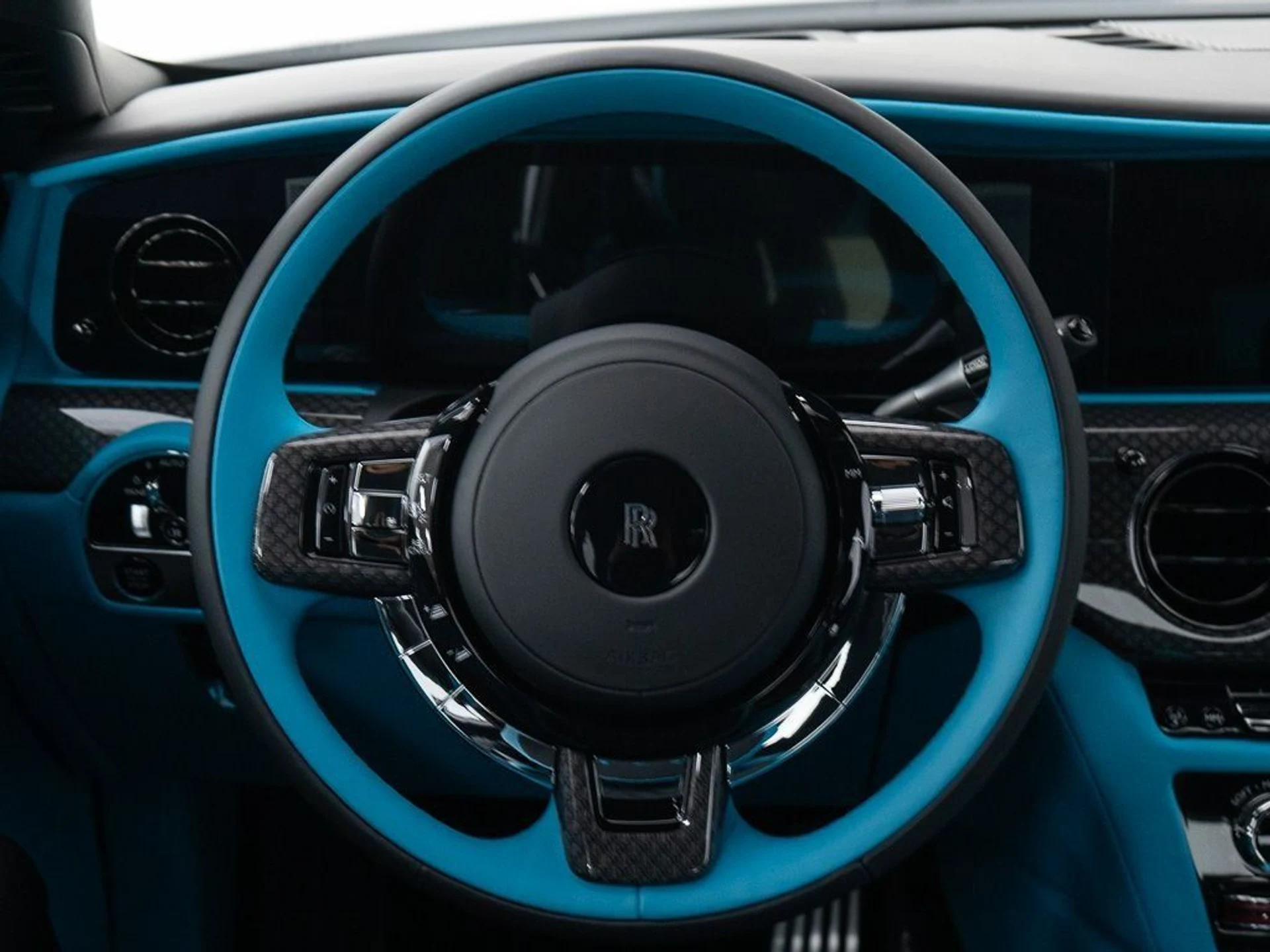 mph035_2083025177_b01ed47b258abe3d27f32e9bcf8f2ead_2d689ce33e