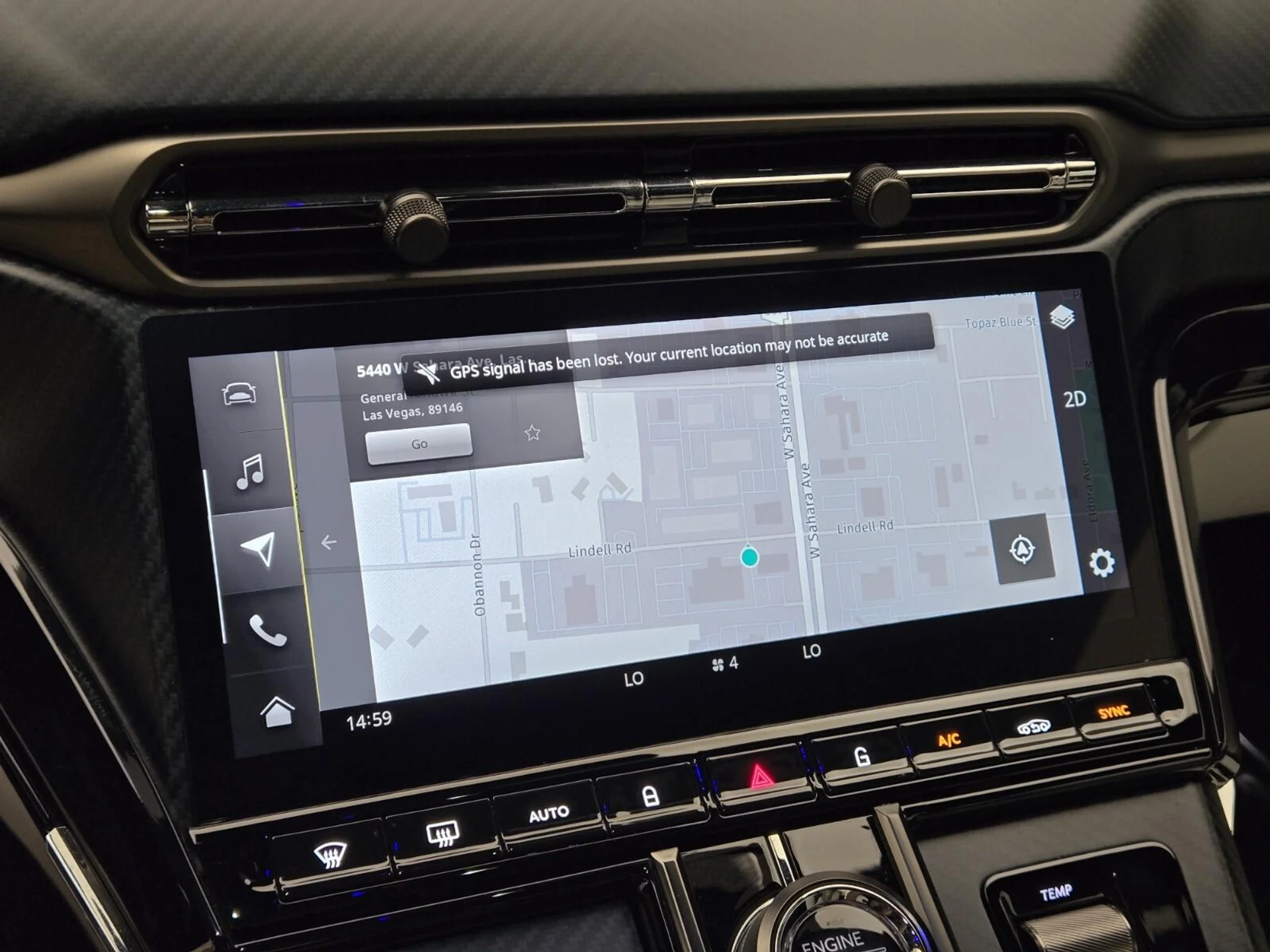 mph035_2096417641_Used_2025_Aston_Martin_Vantage_1770792745_a6c0e59b6c