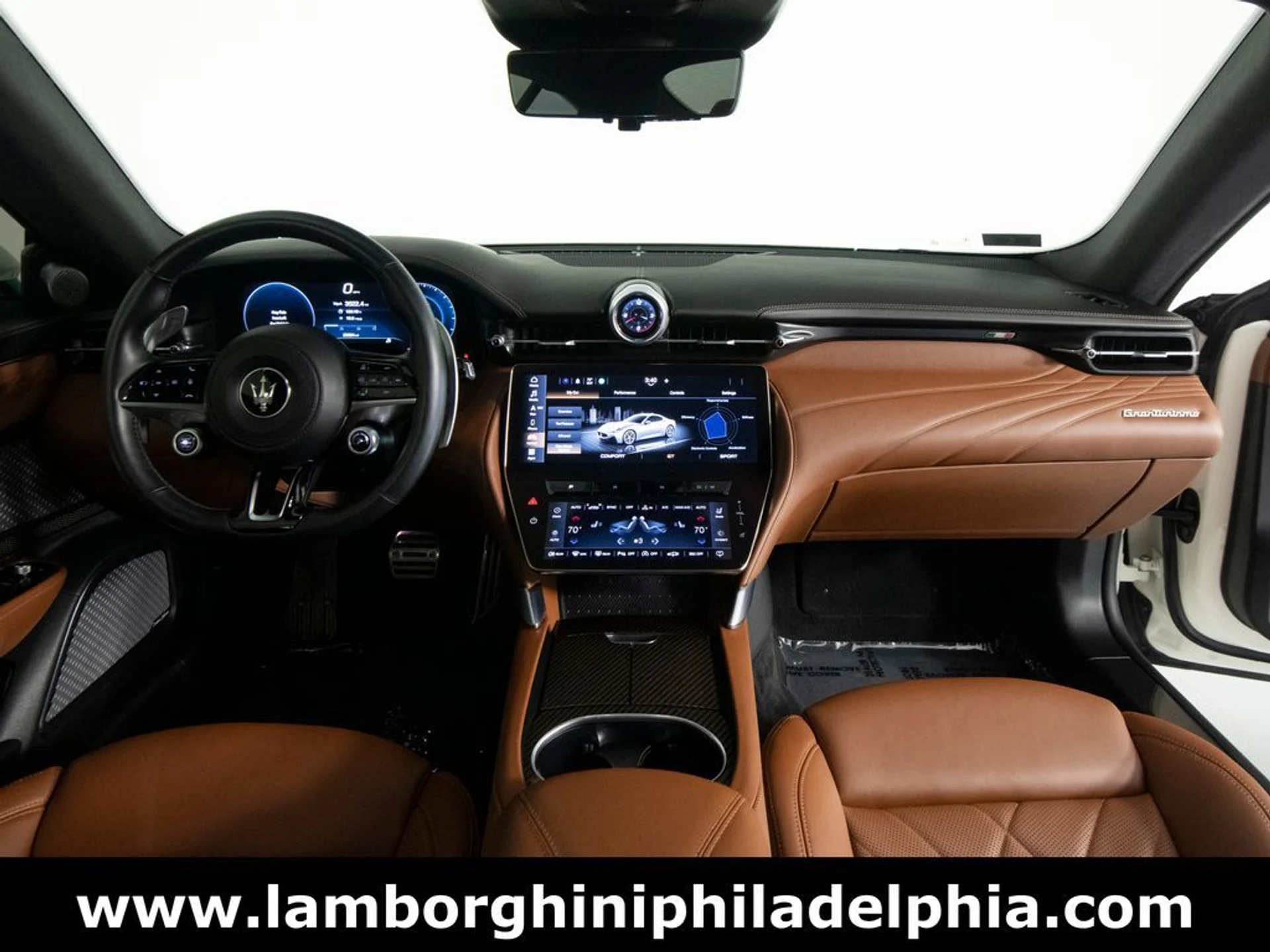 mph035_2104342557_61b92de4143e9c81dd944ffaa30d097bx_5b500c53d0