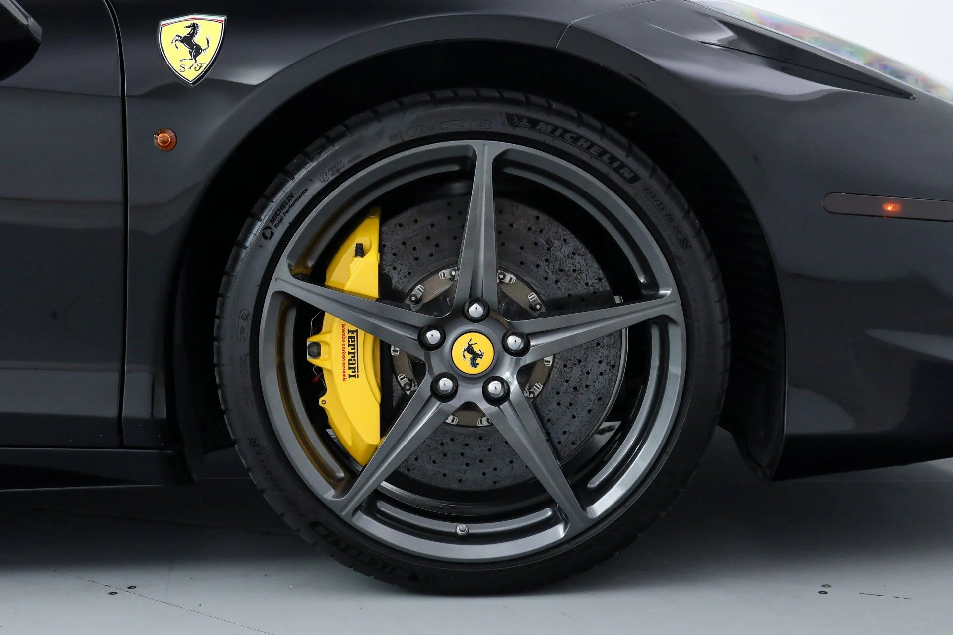 mph035_2111911470_b3c31b3538c5f9336a432cae78675736_eae0dd9419