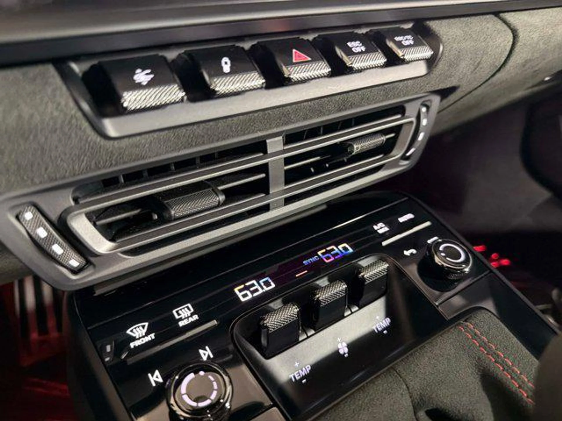 mph035_2125906514_09o5_B_Qe8_BK_Yx_J_Nu_Xv5_Ole_CB_5_GGI_f50737ed18