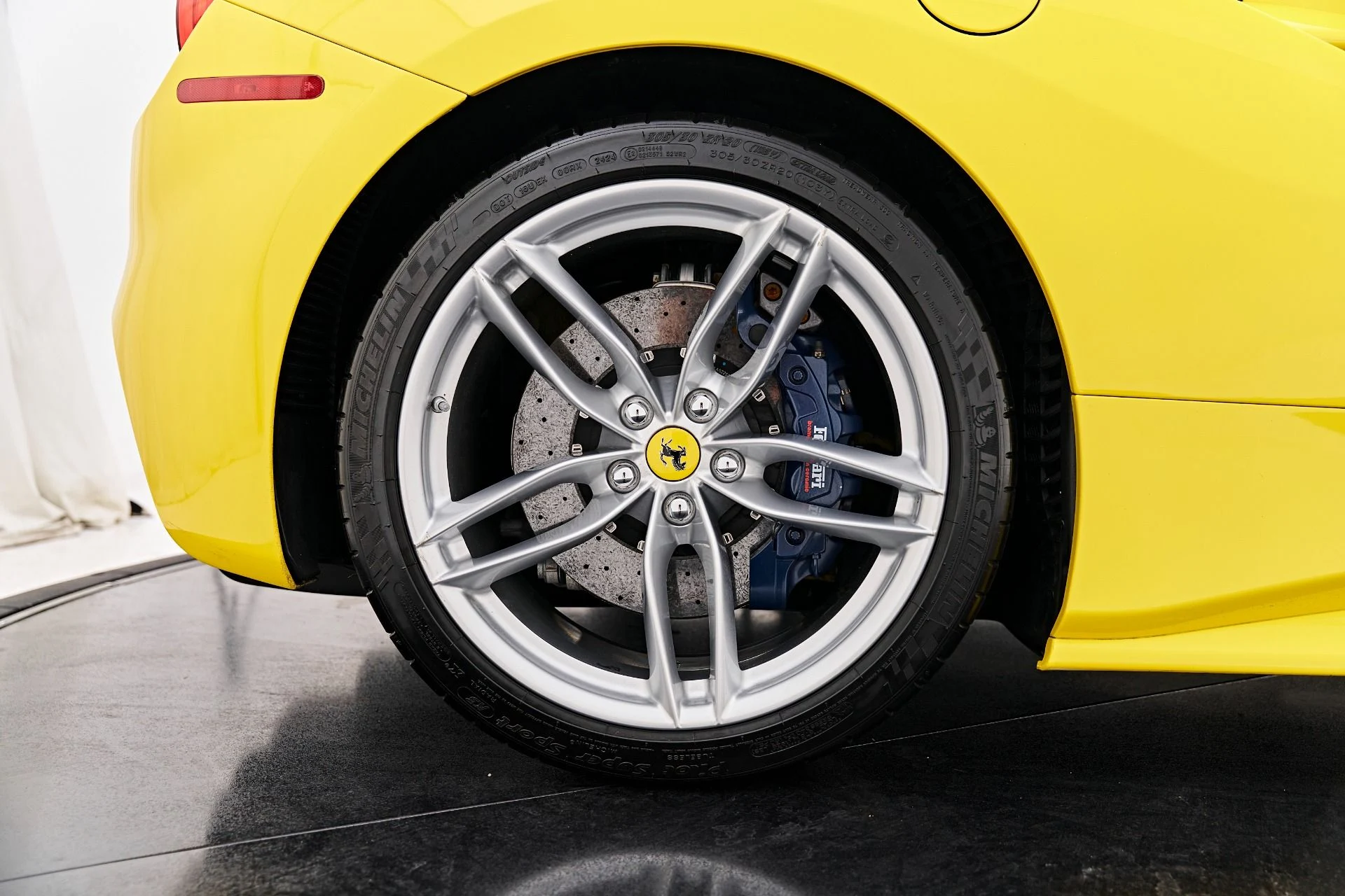 mph035_212673409_Used_2017_Ferrari_488_GTB_Base_1791401199_cc2d1857b8
