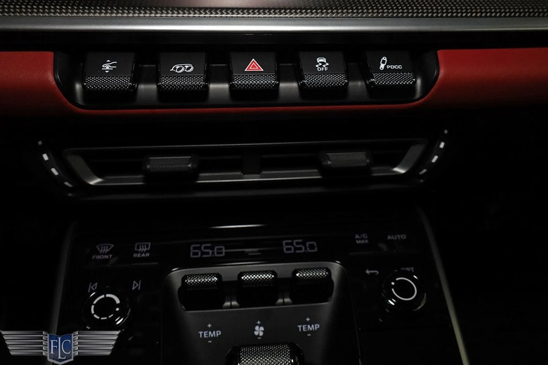 mph035_2129790760_used_2024_porsche_911_turboscabriolet_9689_22937048_36_1024_4481436b15