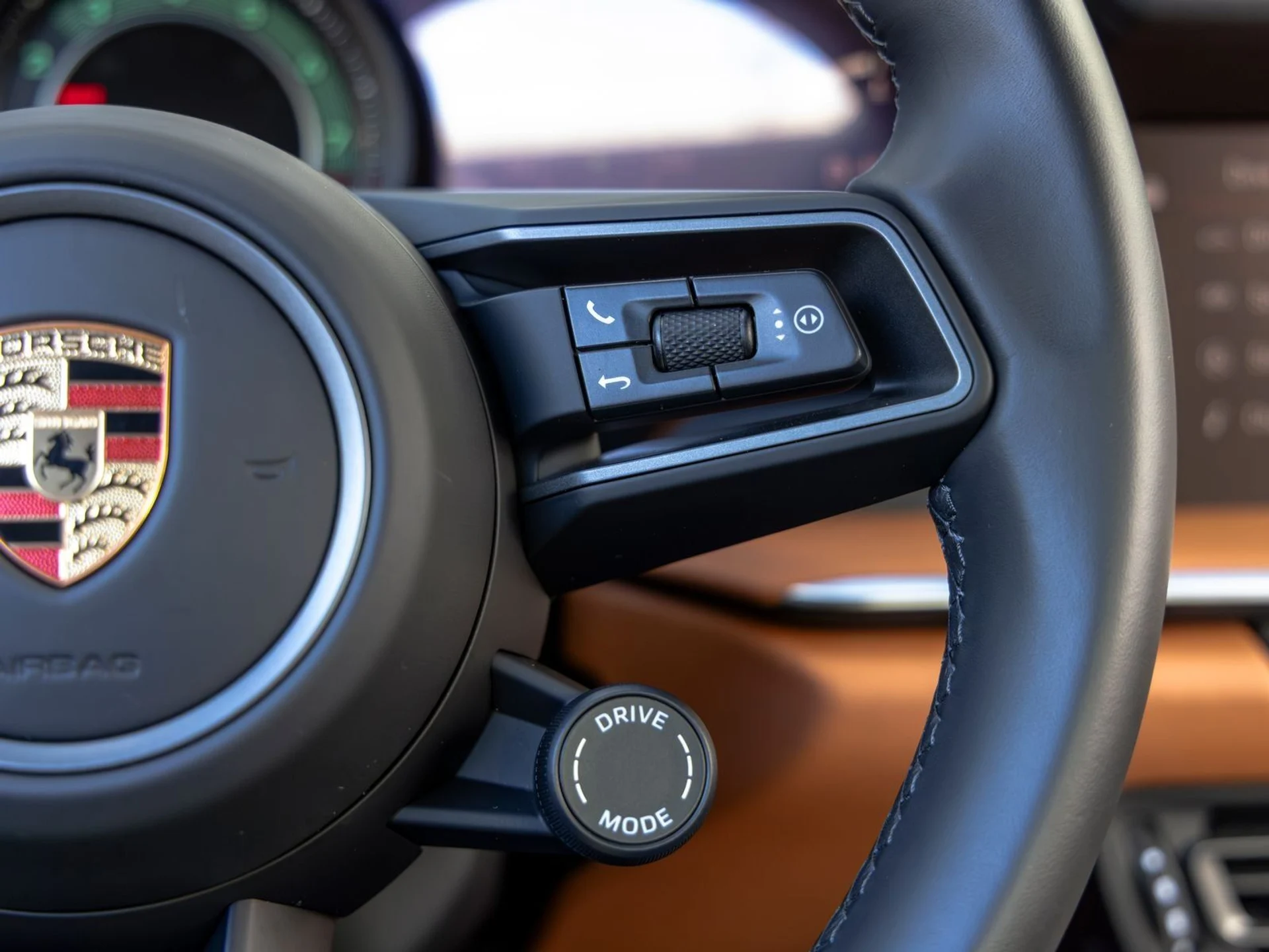 mph035_2147243166_36_a827383bc9