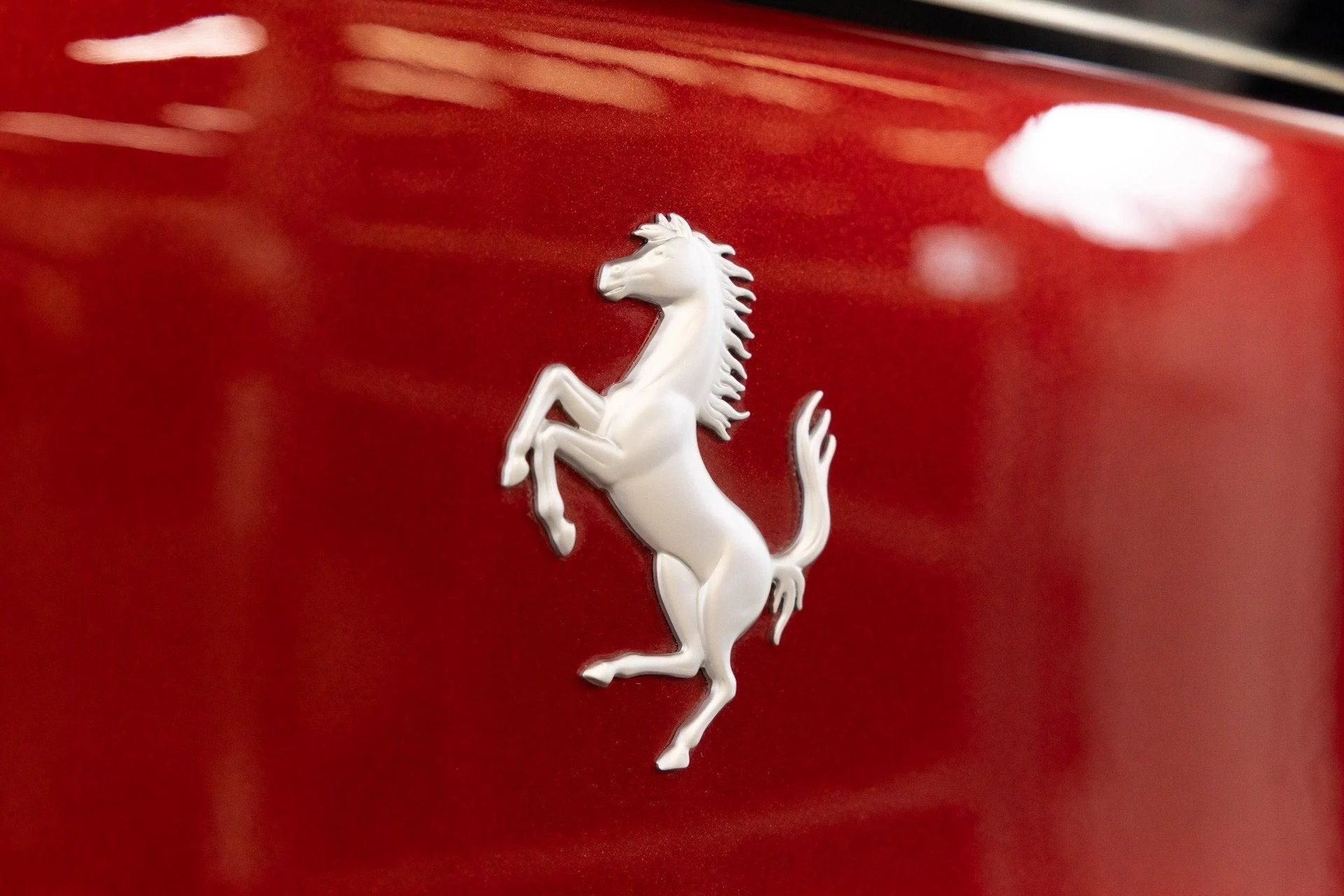 mph035_214984686_Used_2026_Ferrari_Purosangue_1785925697_4e801e3520