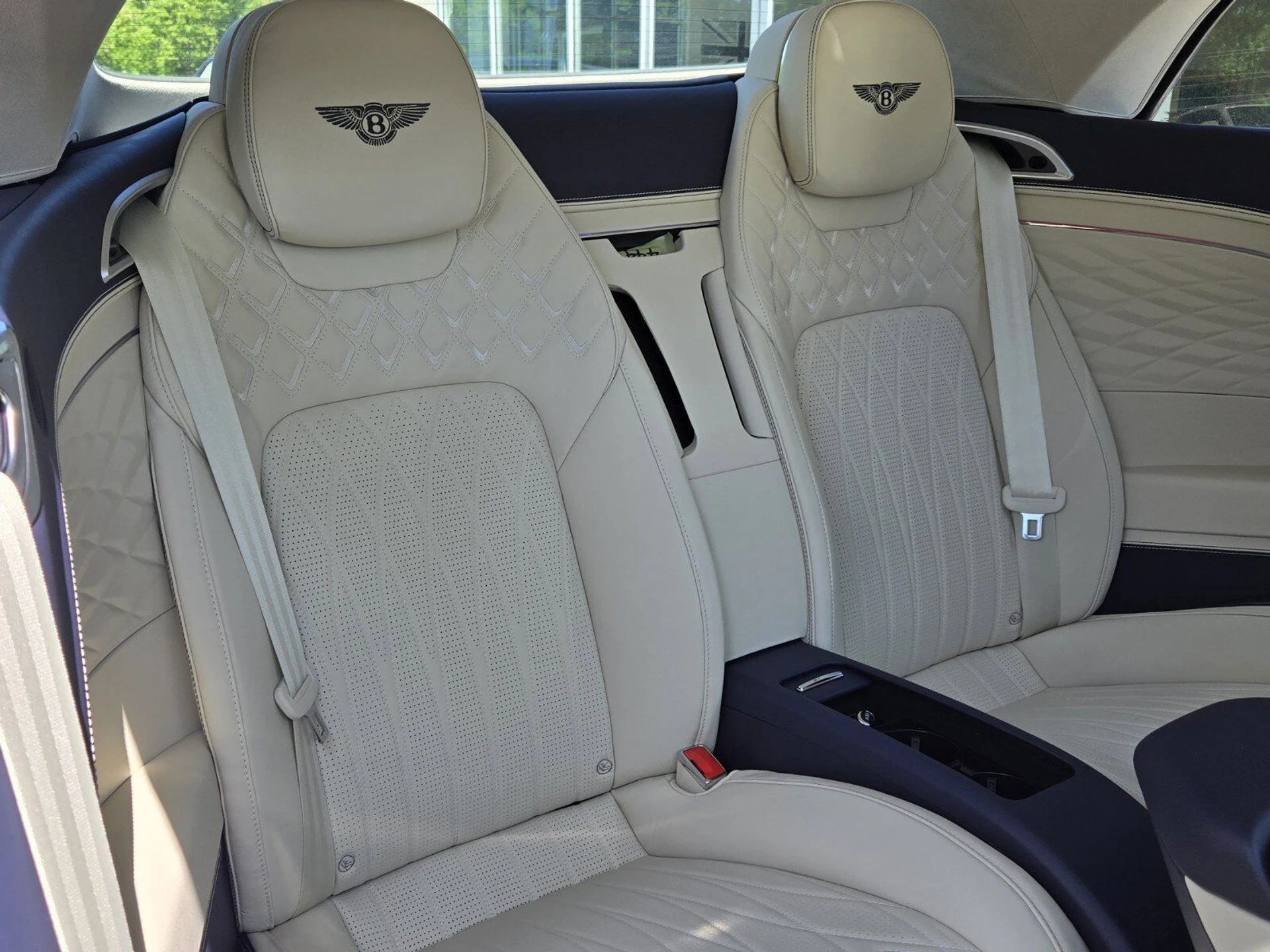 mph035_2149927287_53cf10faedf332307d2e2882e8c4ef6fx_5ebc152b67