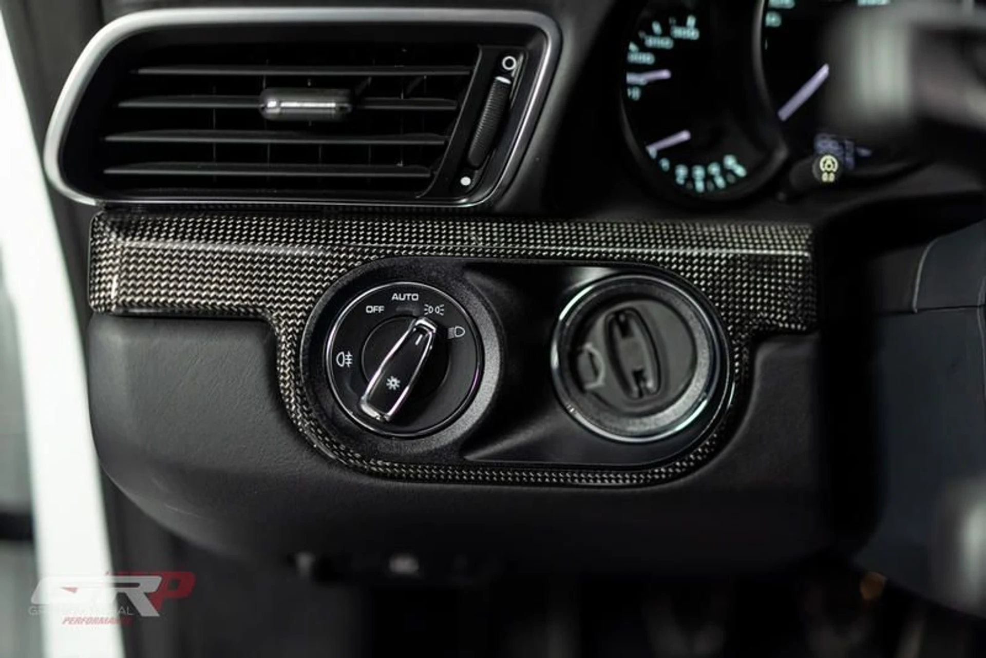 mph035_2160431651_818_AF_3_BF_A5_C3_46_B2_834_E_BAA_0224_B1_CEF_cea792e3be