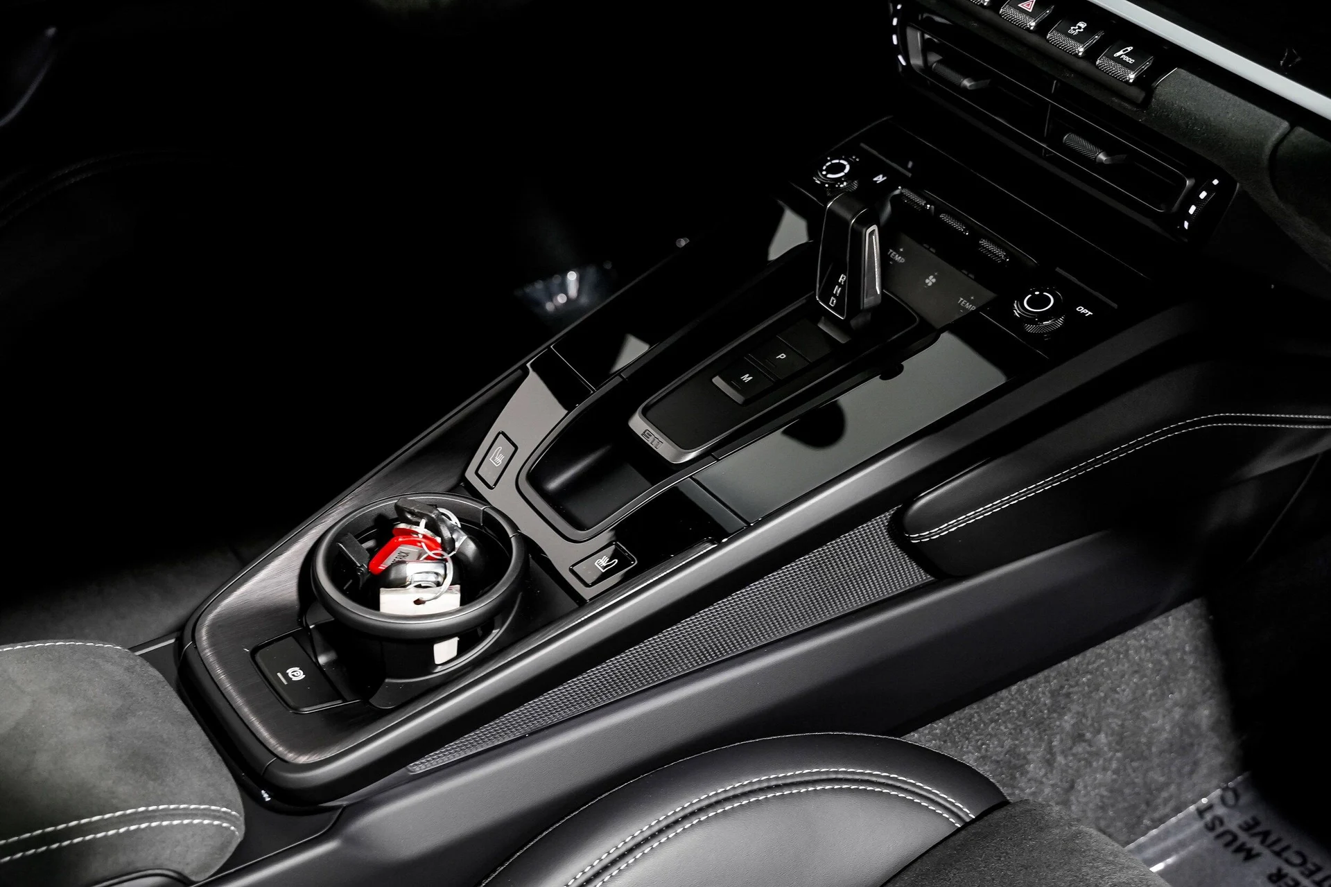 mph035_2166067641_f205012afd50cb5124bf12d1671d9225x_5232ffd17a