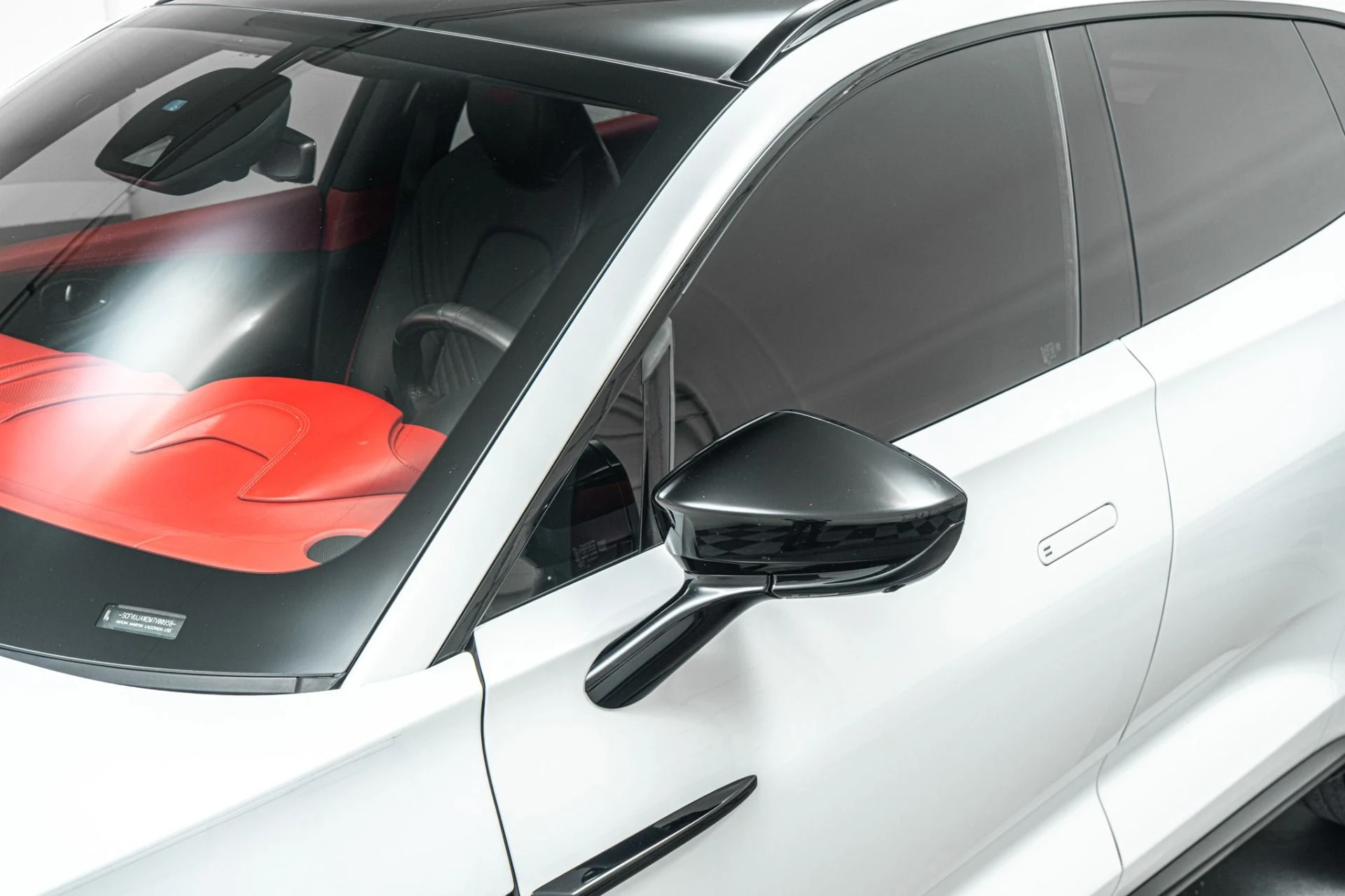 mph035_2171127997_Used_2021_Aston_Martin_DBX_AML_Color_Indulgence_Pack_DB_Elegance_Pack_1783626326_a51d27370d