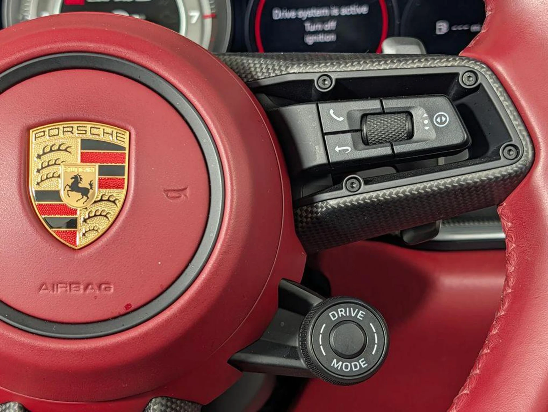 mph035_218380296_Ey_AW_61_Qc2a7_E_Kb_GJ_5_Py_Caop_Xpj_Q_1a9dff4ab9