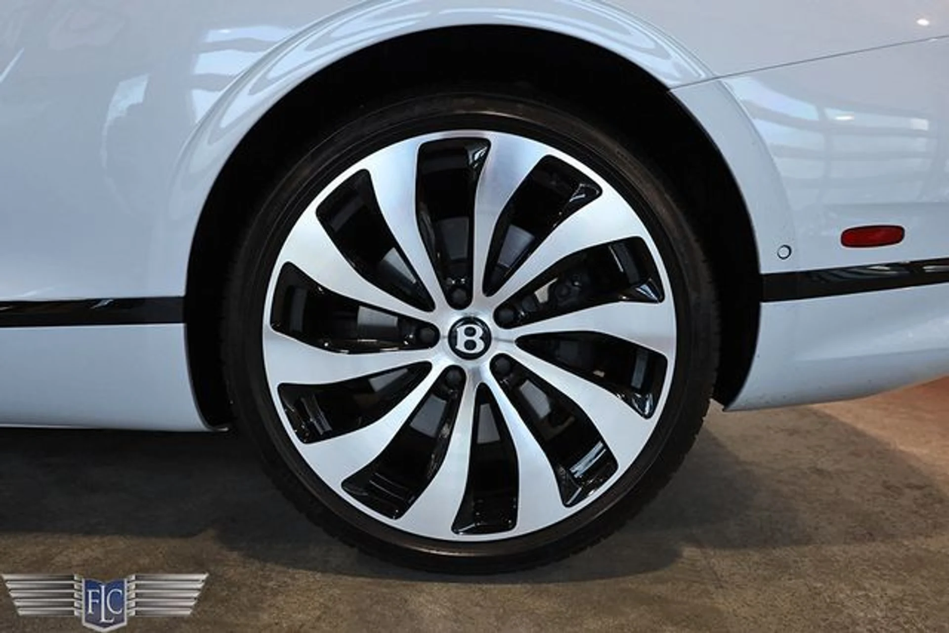 mph035_2190163940_used_2024_bentley_continental_gtcv8edition8_9689_23082486_40_640_62f0518d0b