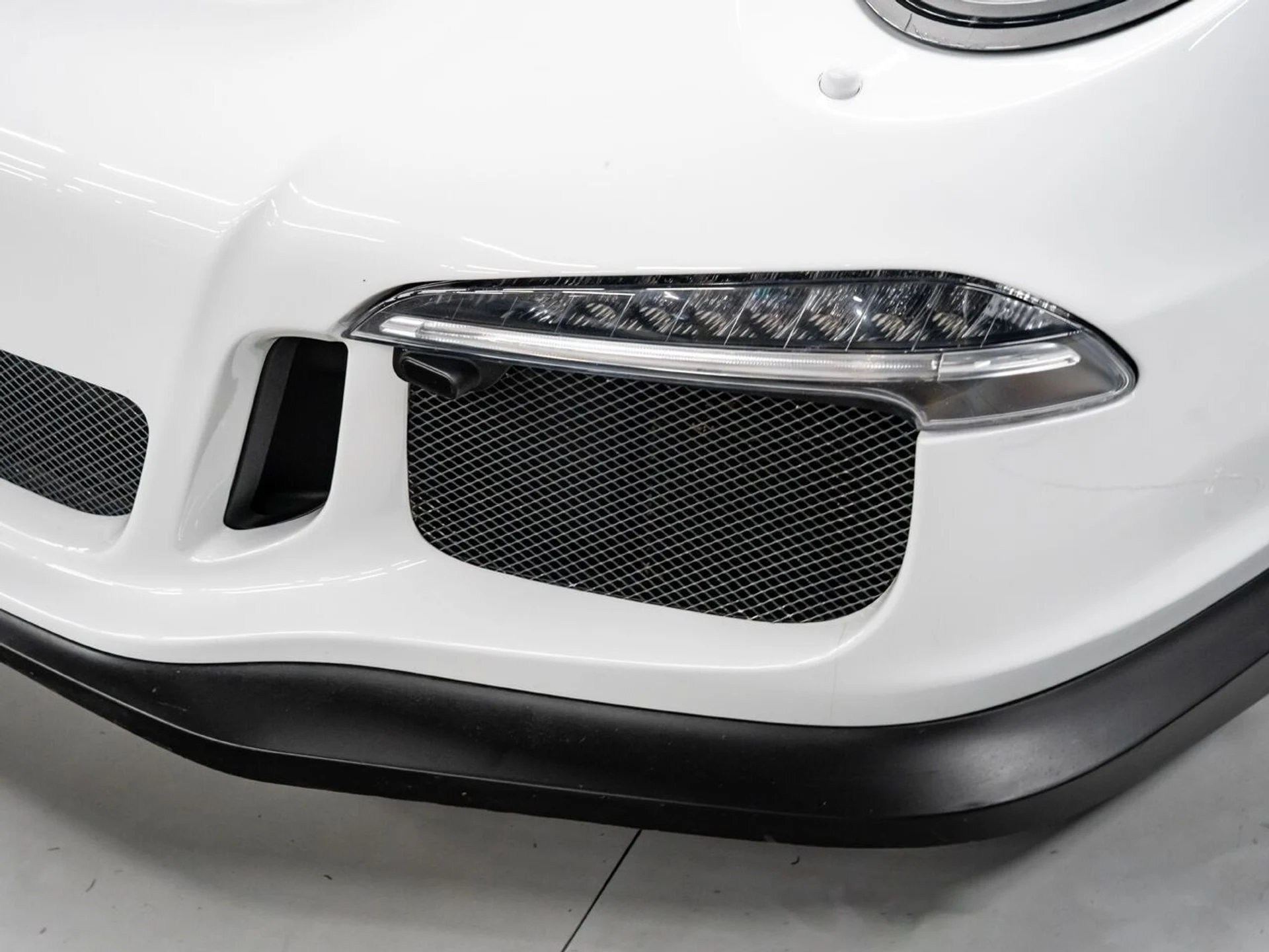 mph035_2198277910_porsche_911_2015_fa7c62d958