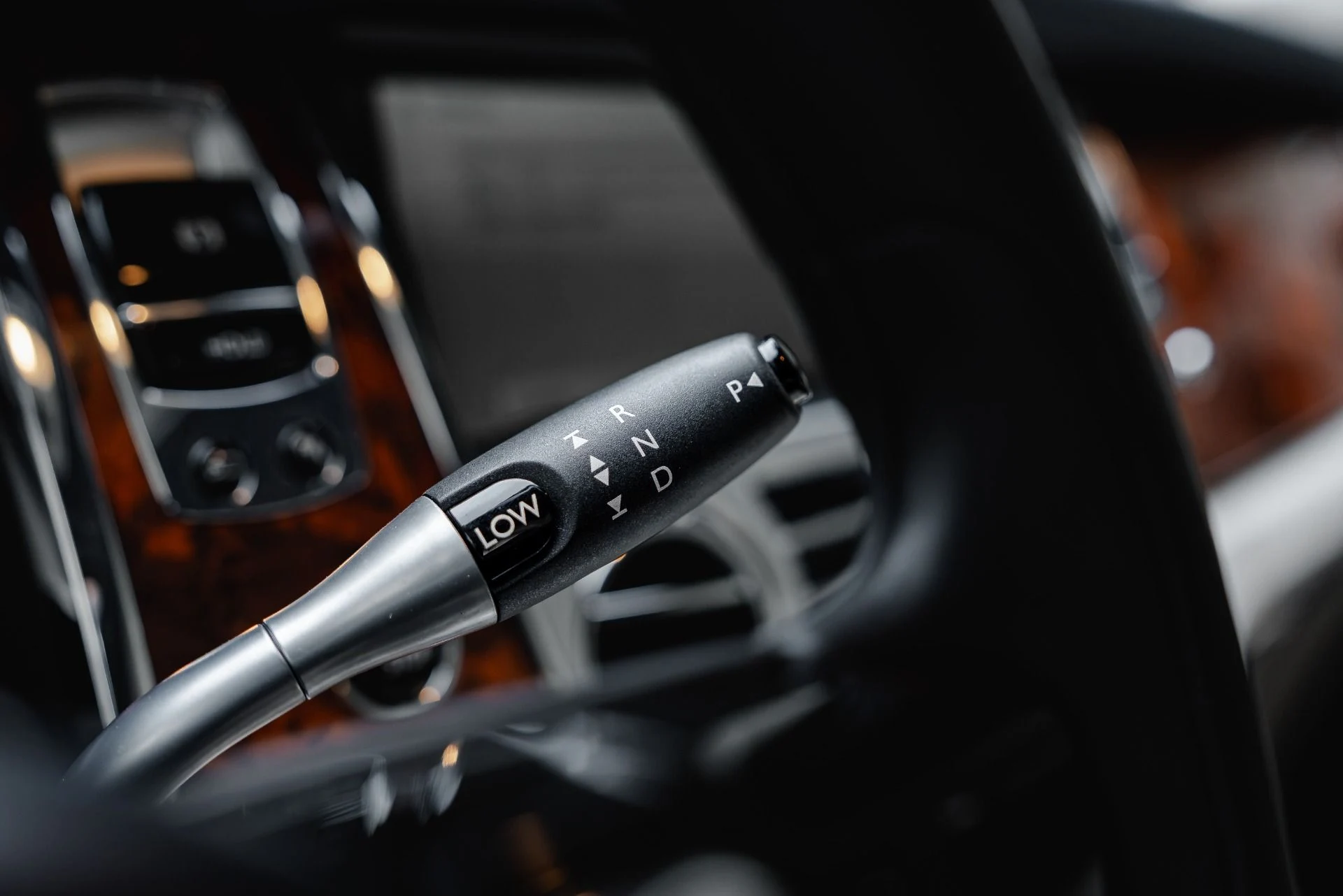 mph035_2198958214_Used_2014_Rolls_Royce_Wraith_1791401987_476f0814b0