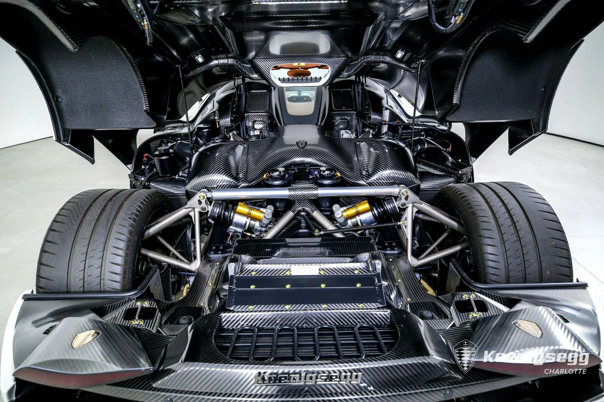 mph035_2200648228_Used_2019_KOENIGSEGG_REGERA_RWD_1703801720_b0de5f2560