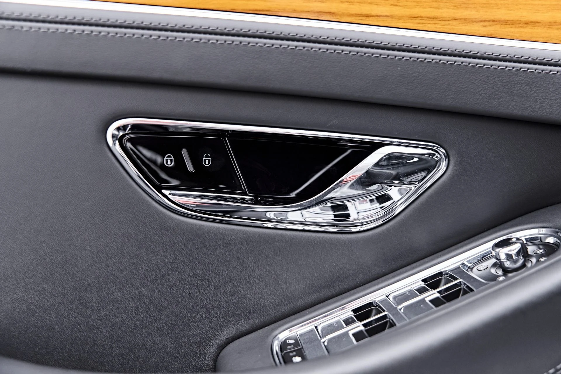 mph035_2204497267_Used_2020_Bentley_Continental_GT_V8_1790210762_051ca4f8e2