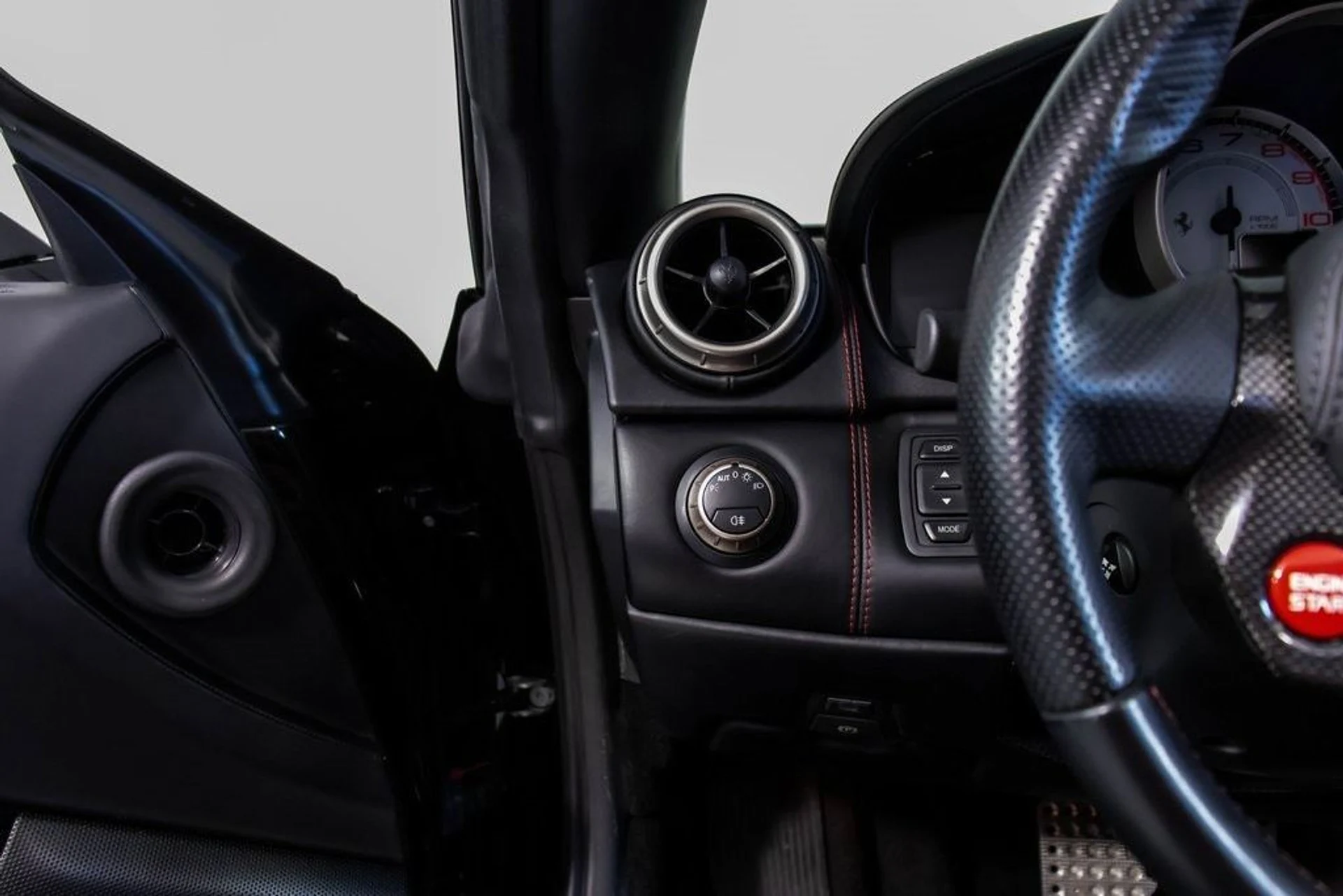 mph035_2219802246_d3e4ad319b209cacf95eb974c0224c68x_fbc840fafb