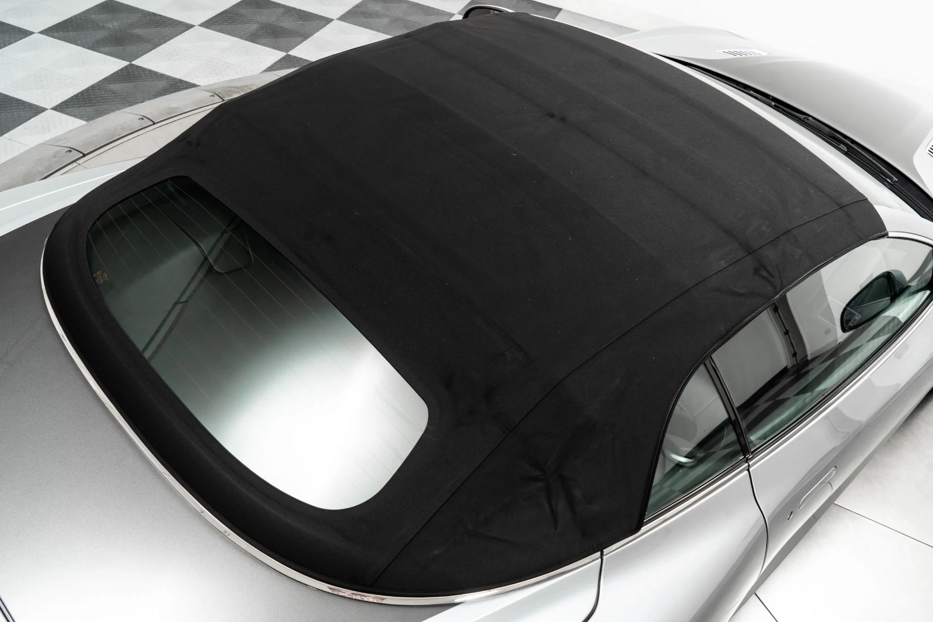 mph035_2221476825_Used_2014_Aston_Martin_DB_9_Volante_Centenary_Edition_1758297462_6c5cd54ad7