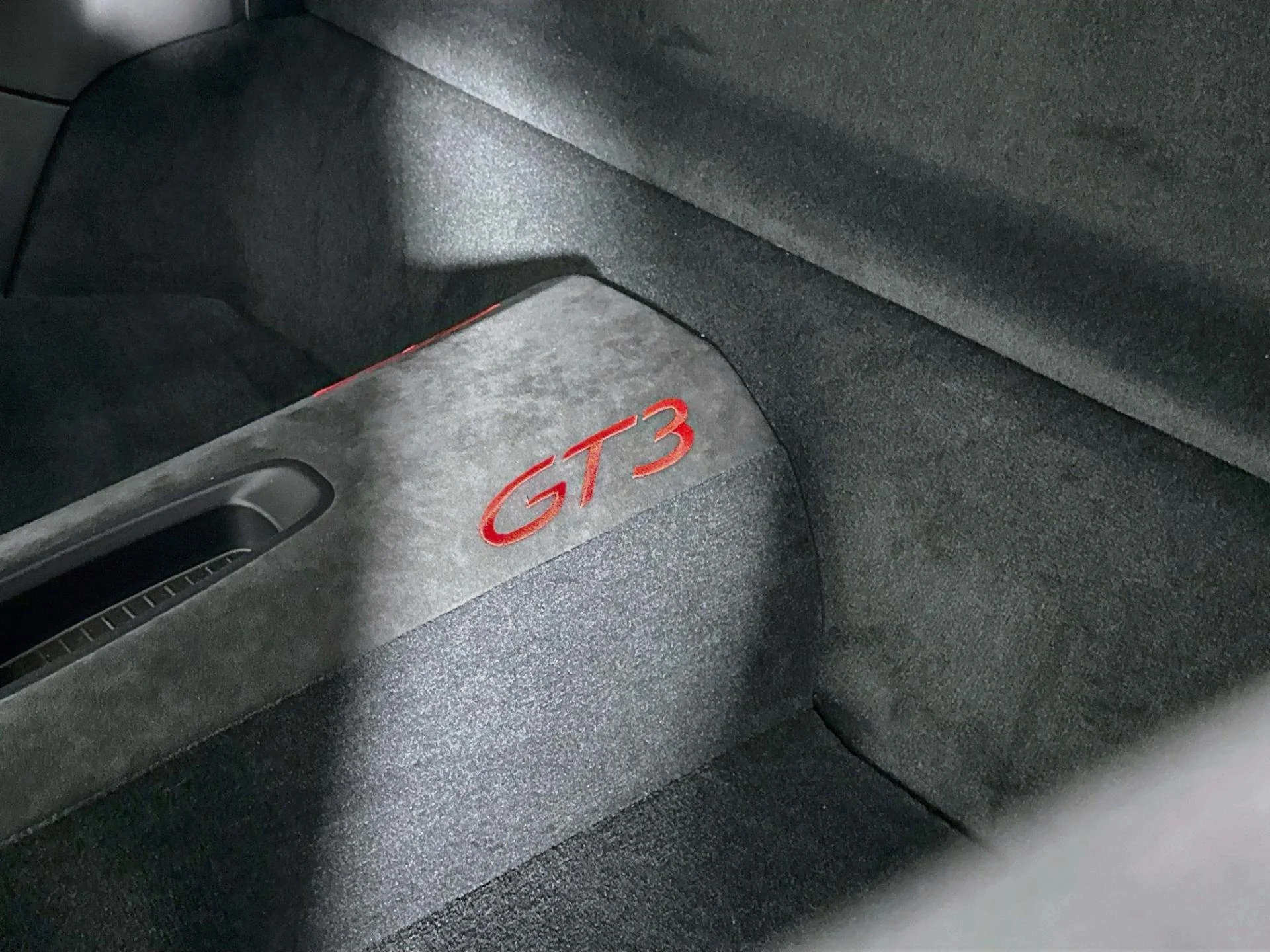 mph035_223516939_Used_2019_Porsche_911_GT_3_1786138112_17b5de768e