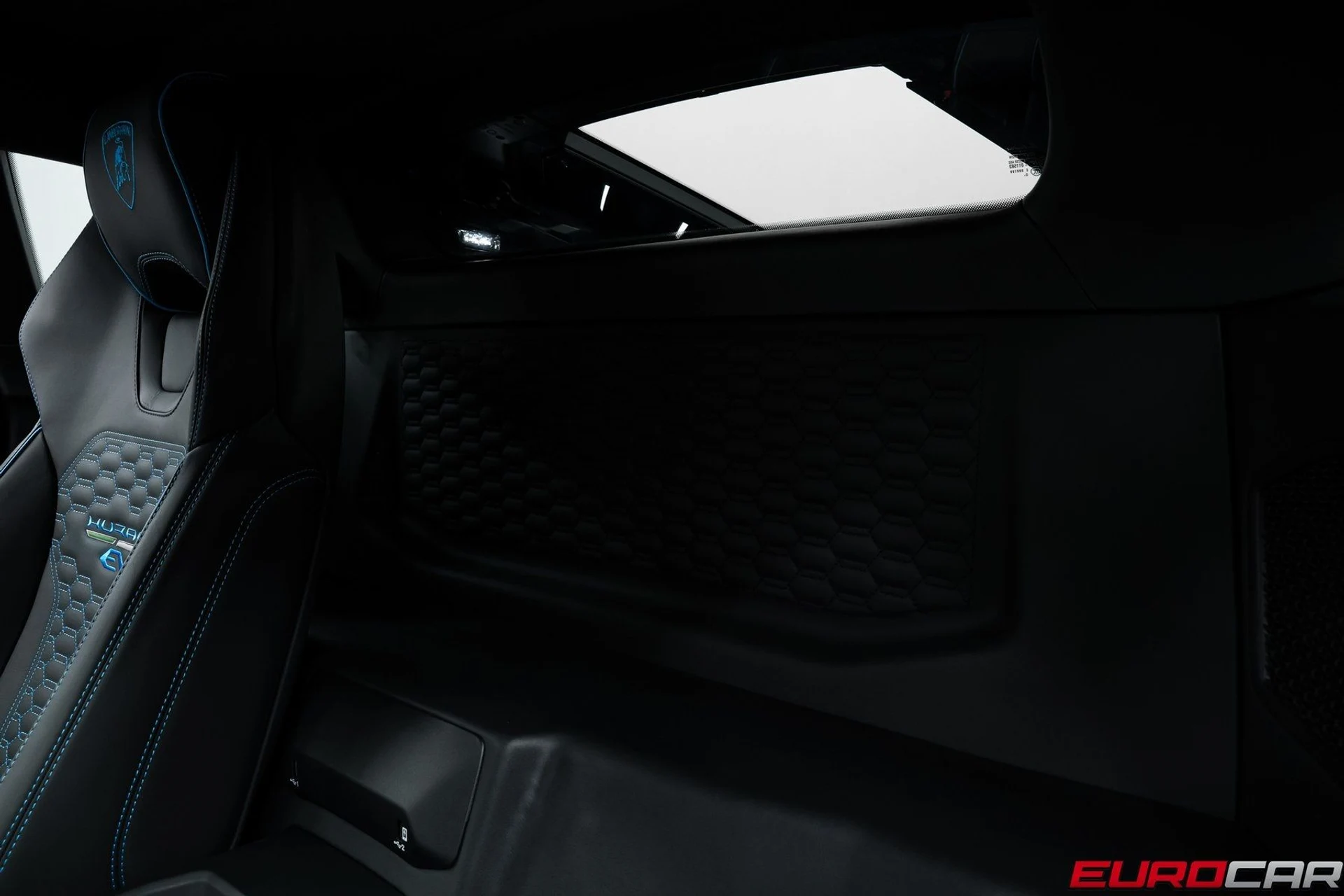 mph035_22388323_image_36_b3571e5c17