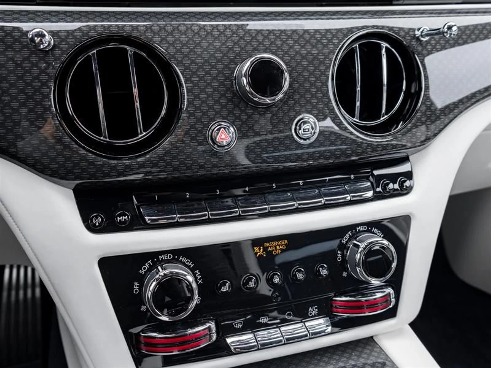 mph035_2256484630_znb5h3af_be65eab7e4