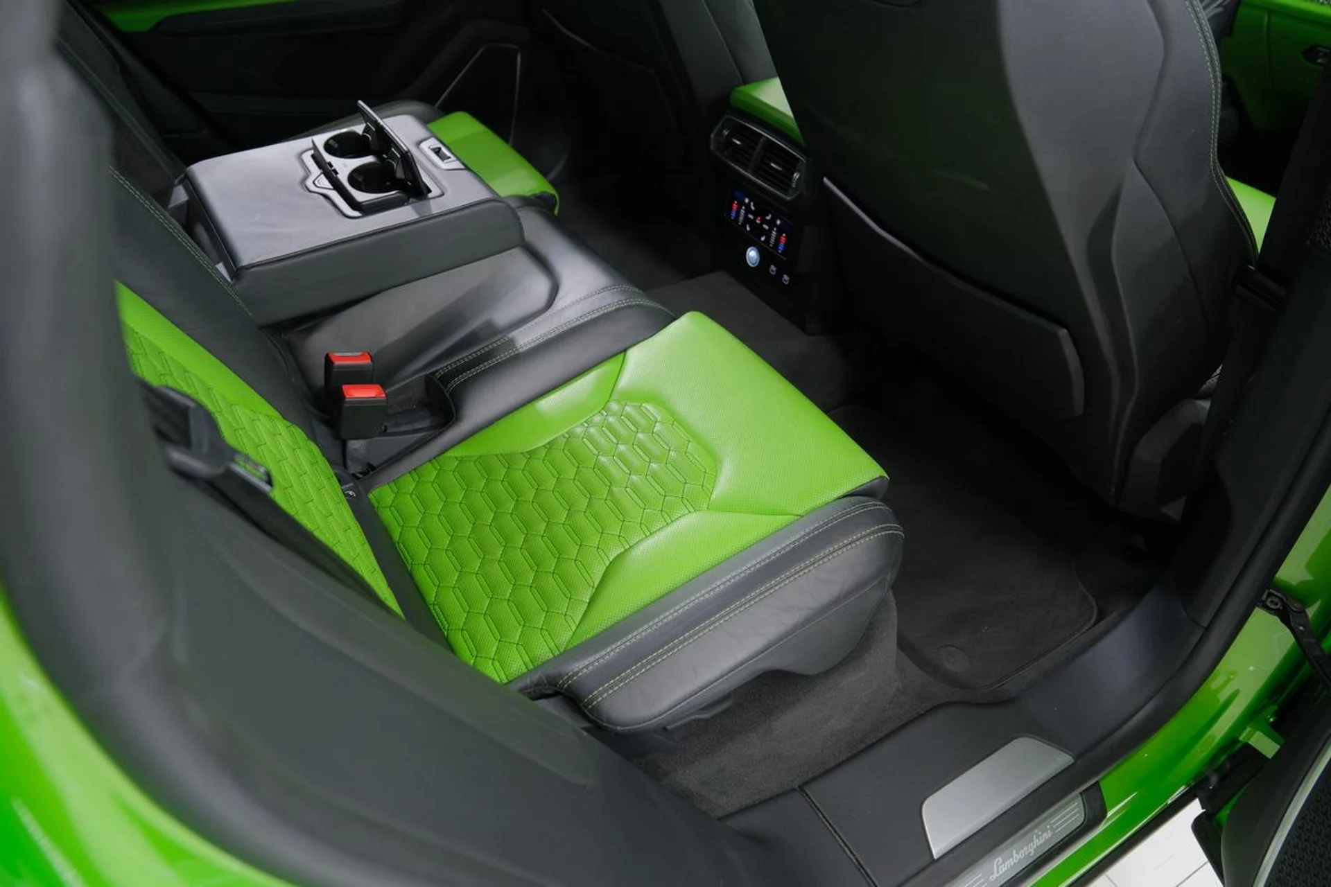 mph035_2260074270_63fe3fc5bb23a498727457e4c6150bf6_ac0a47e275