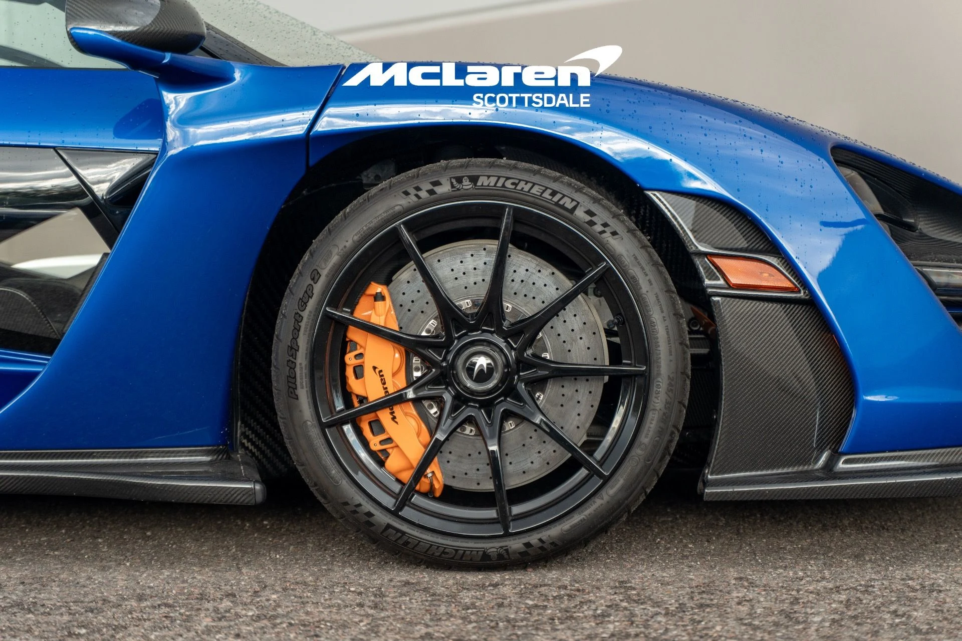 mph035_2265486970_Used_2019_MCLAREN_SENNA_1761942298_51adb076d4