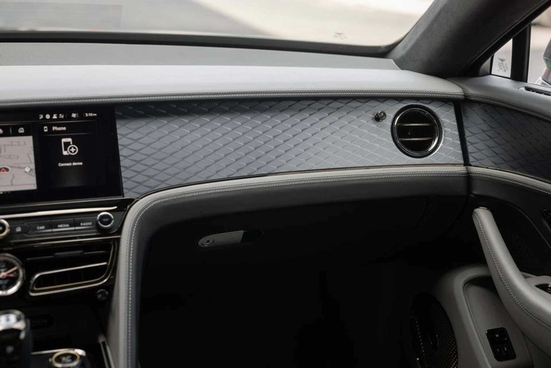 mph035_2277667489_dbd48a2dcb53f90facaa5c930488c5bfx_4edbaa7dde