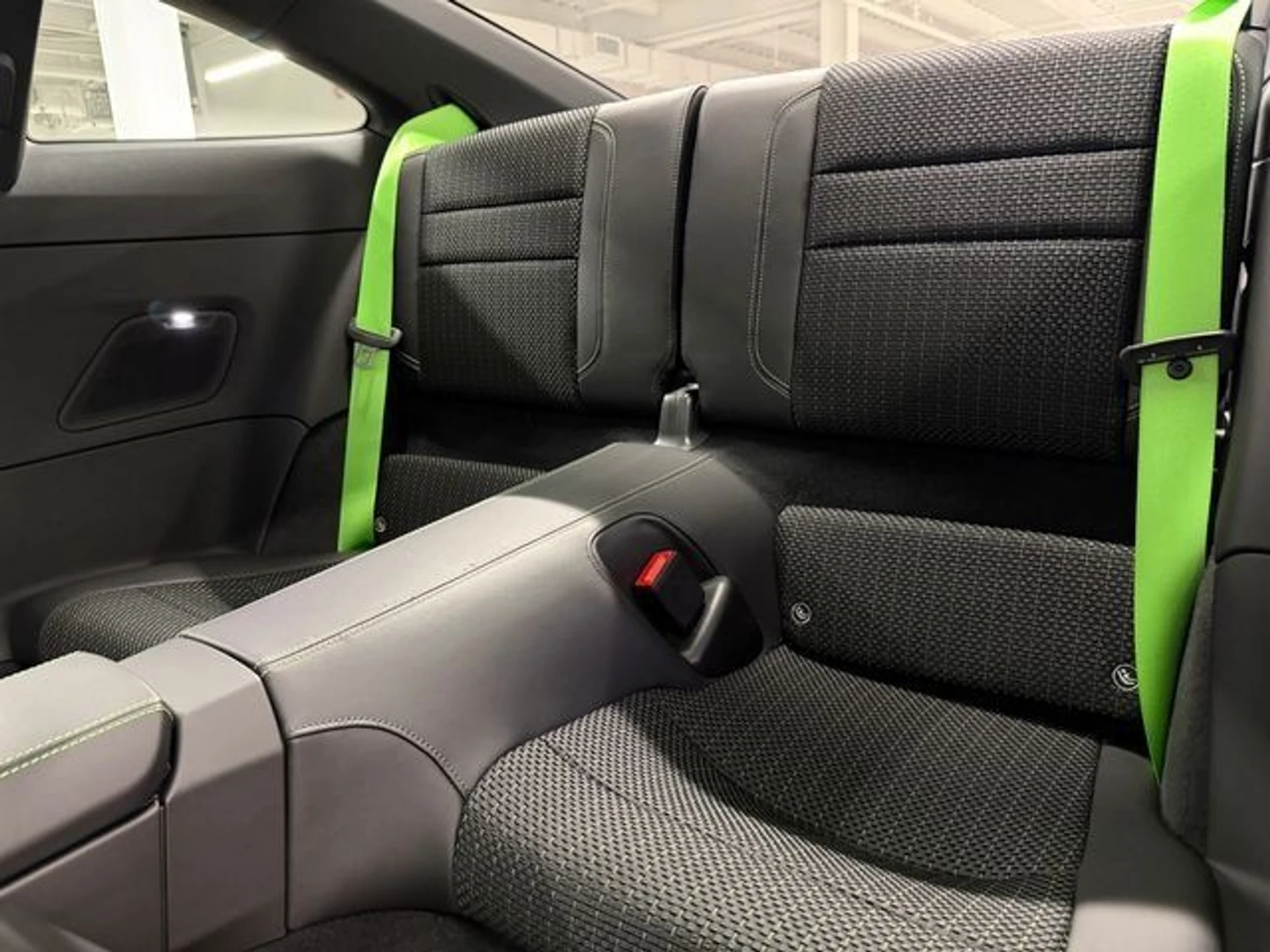 mph035_2279635735_2c2f0aeb5e7850fccd2924e7238e03fe_c32e31a1f3