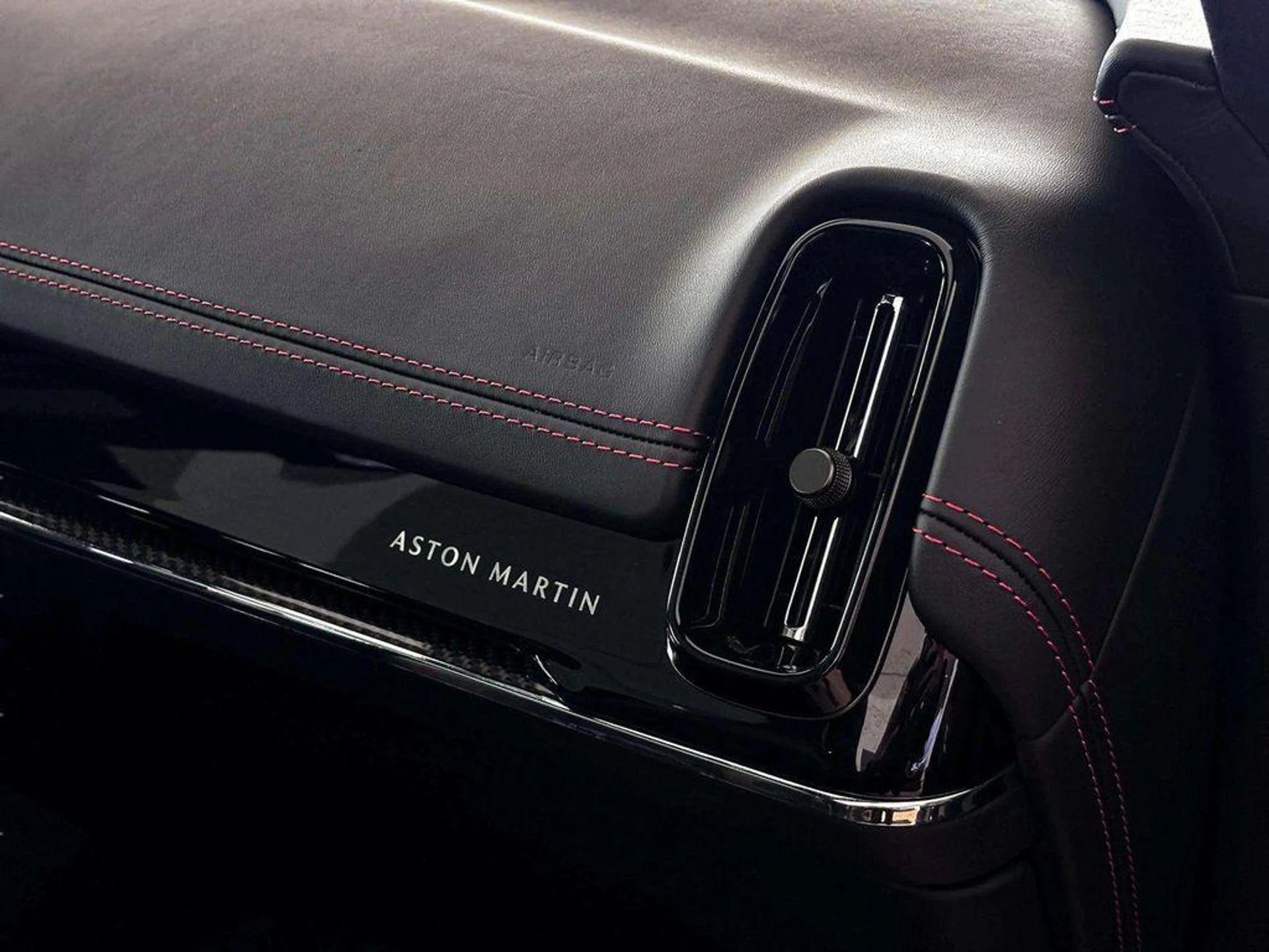 mph035_228111015_Xb_Ida_Yp7_XV_Rj_P_e_S2r_C_V_Mq_G_Ue_Q_3d5450ae9f