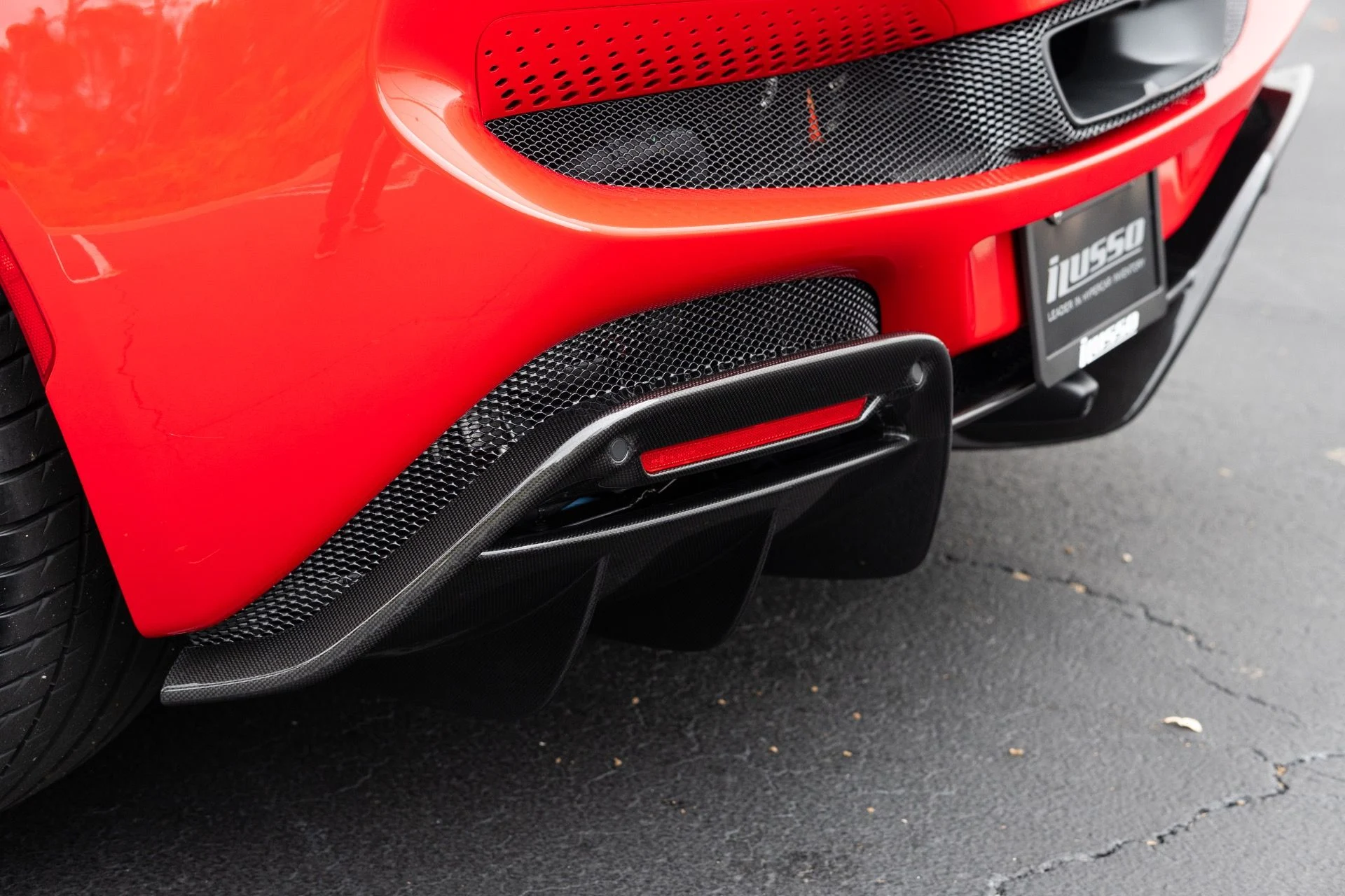 mph035_2285620239_Used_2024_Ferrari_296_GTS_1776982815_5393f61b1b