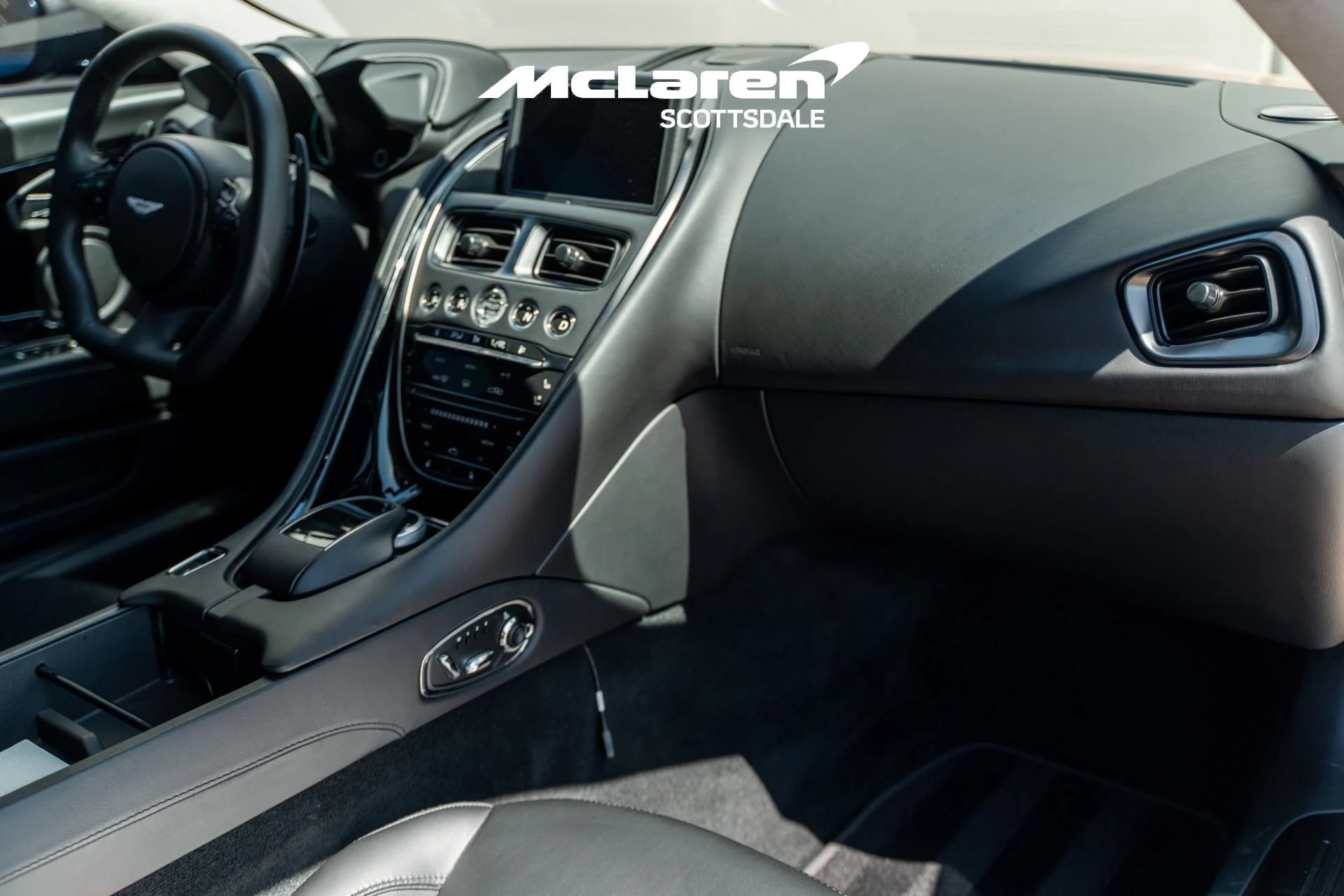 mph035_2287548883_Used_2020_ASTON_MARTIN_DBS_Superleggera_1756222308_b1c8648e12